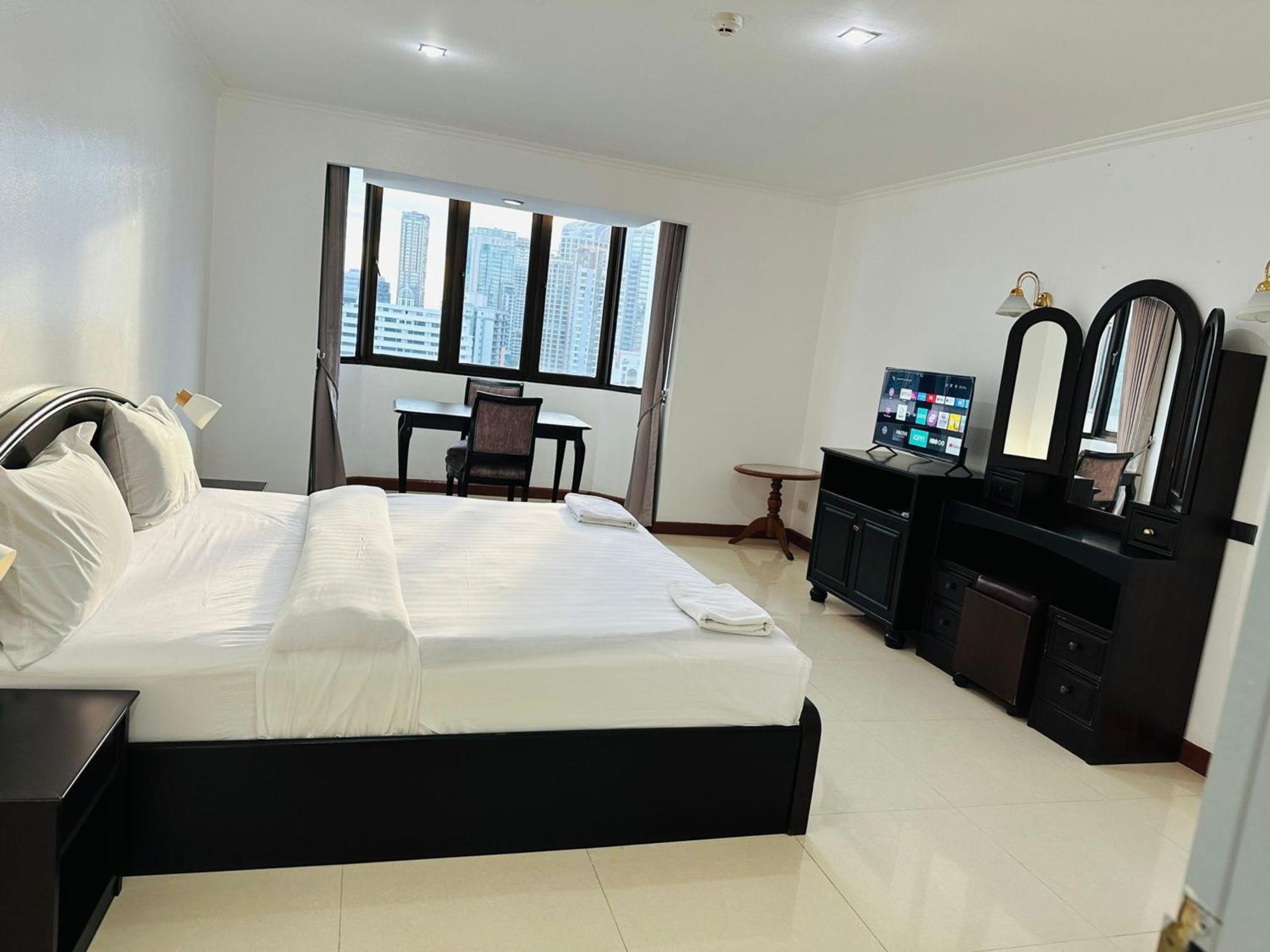 Apartment Omni Tower Sukhumvit Soi 4 Direct *