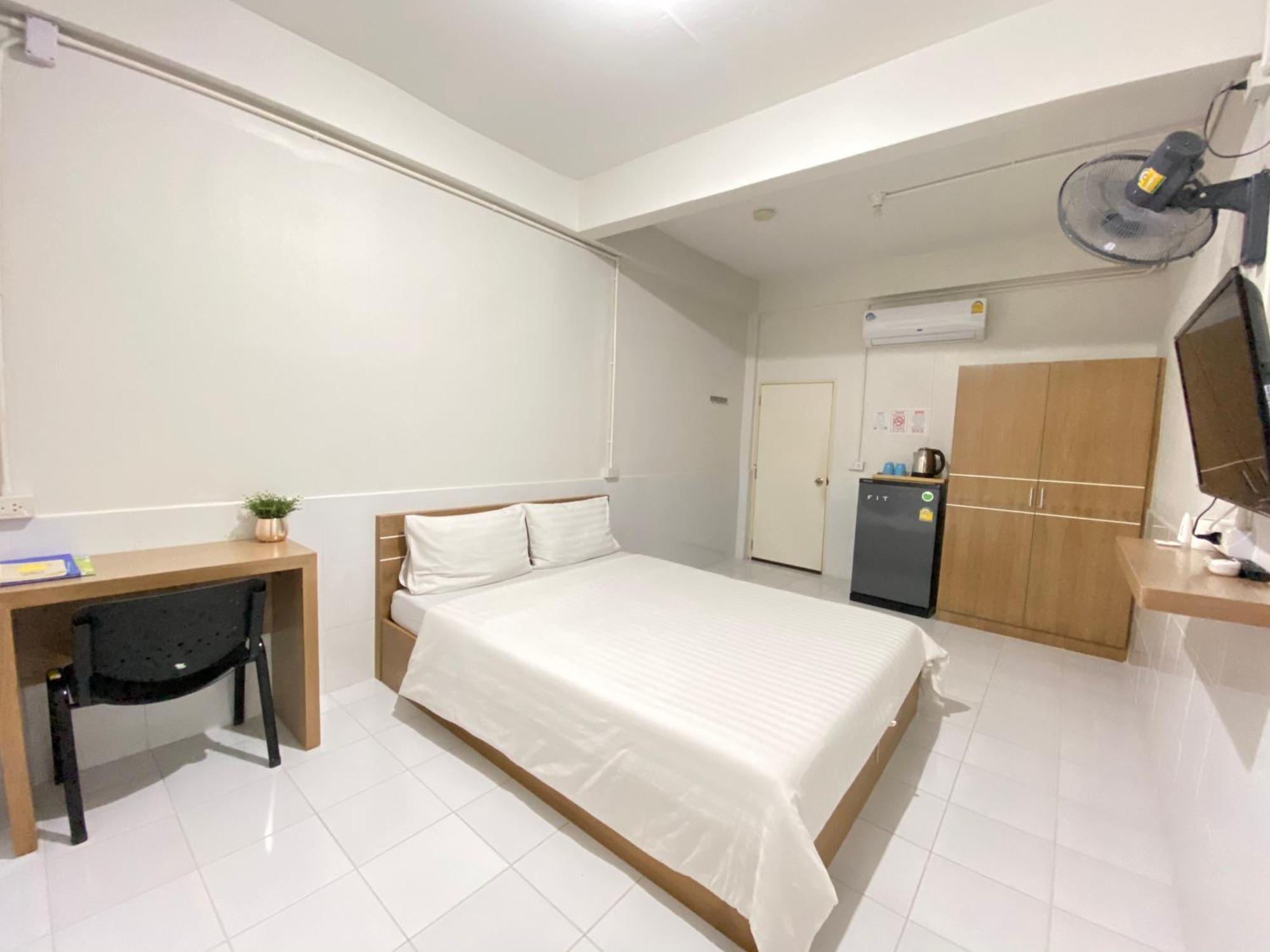 Ze Ram Intra 2* Bangkok