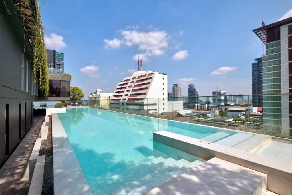 Arl Skytrain Phayathai Apartment Bangkok