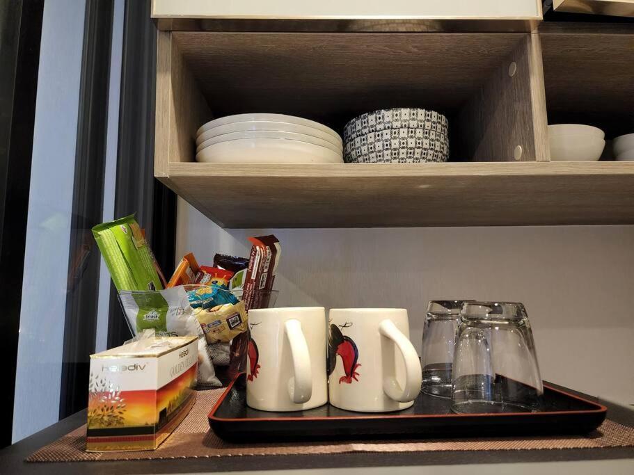 Arl Skytrain Phayathai Apartment Bangkok