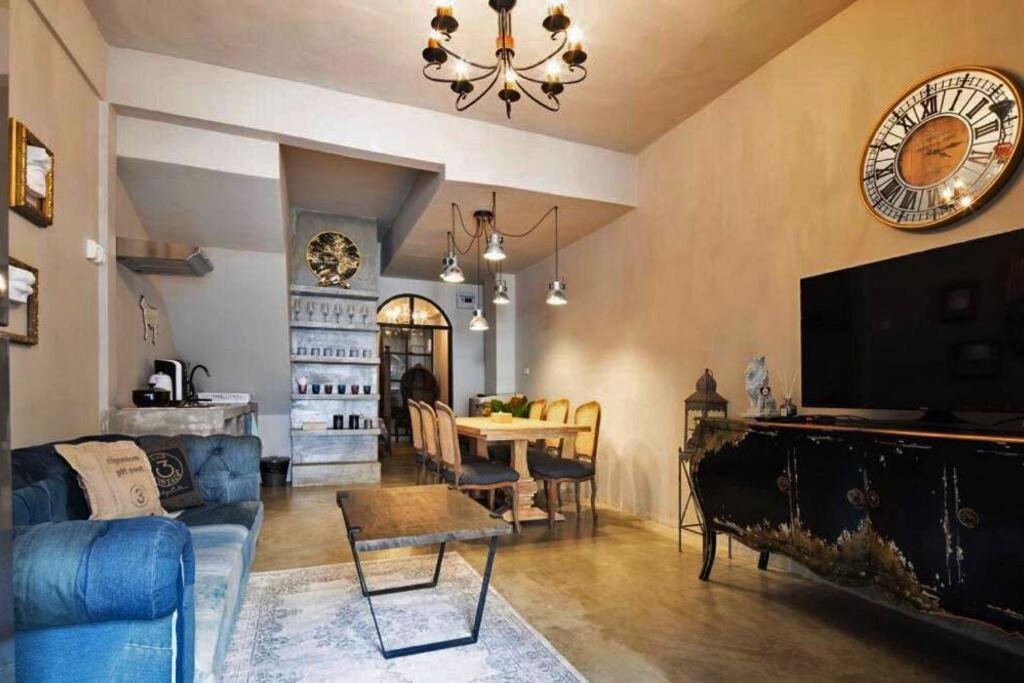 Vila Beautiful 3 Bedroom Baroque House Near Asoke Bts *