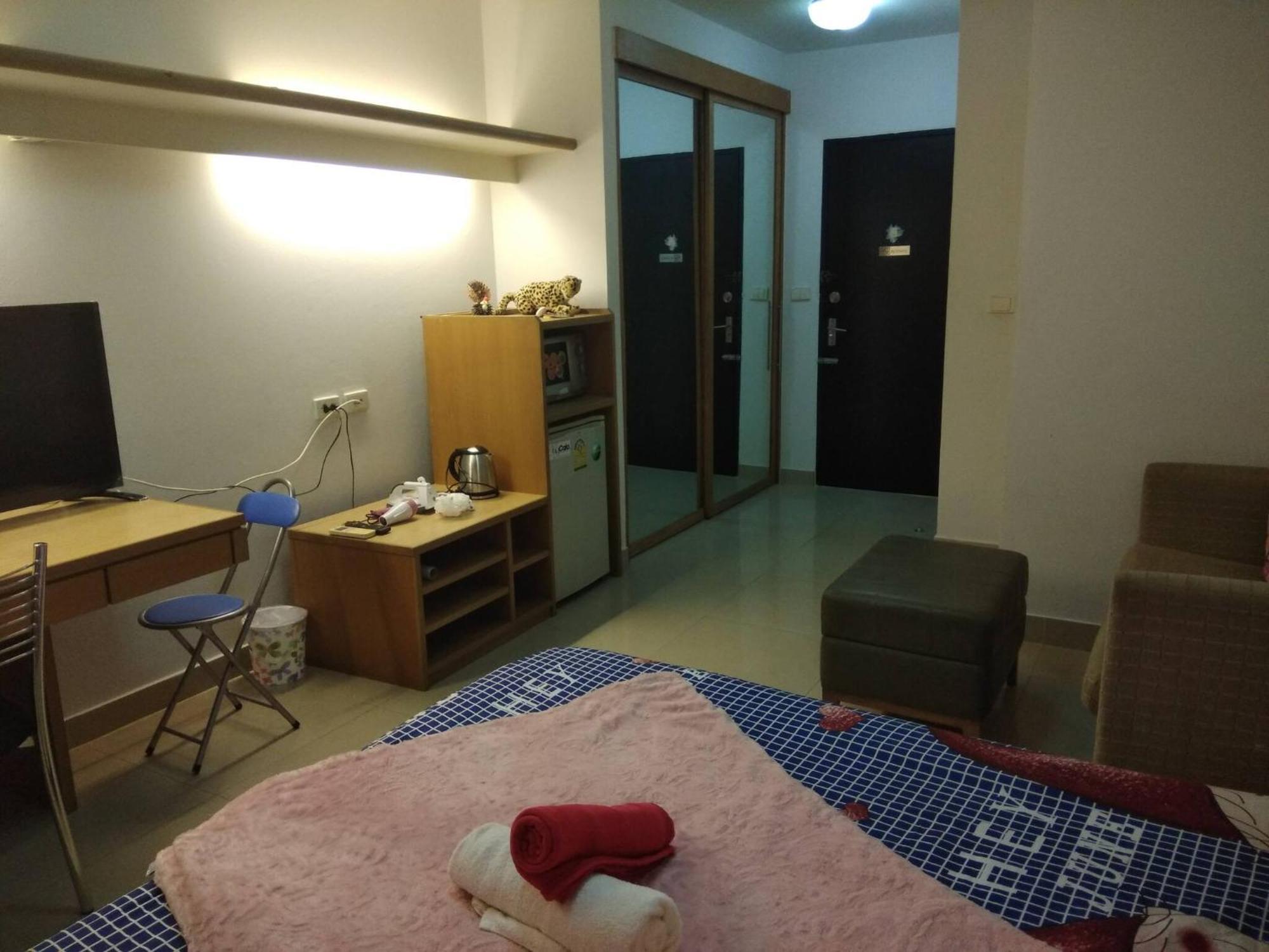 Savi Super Deluxe 2 Nr Bkk Hospital Holiday home *