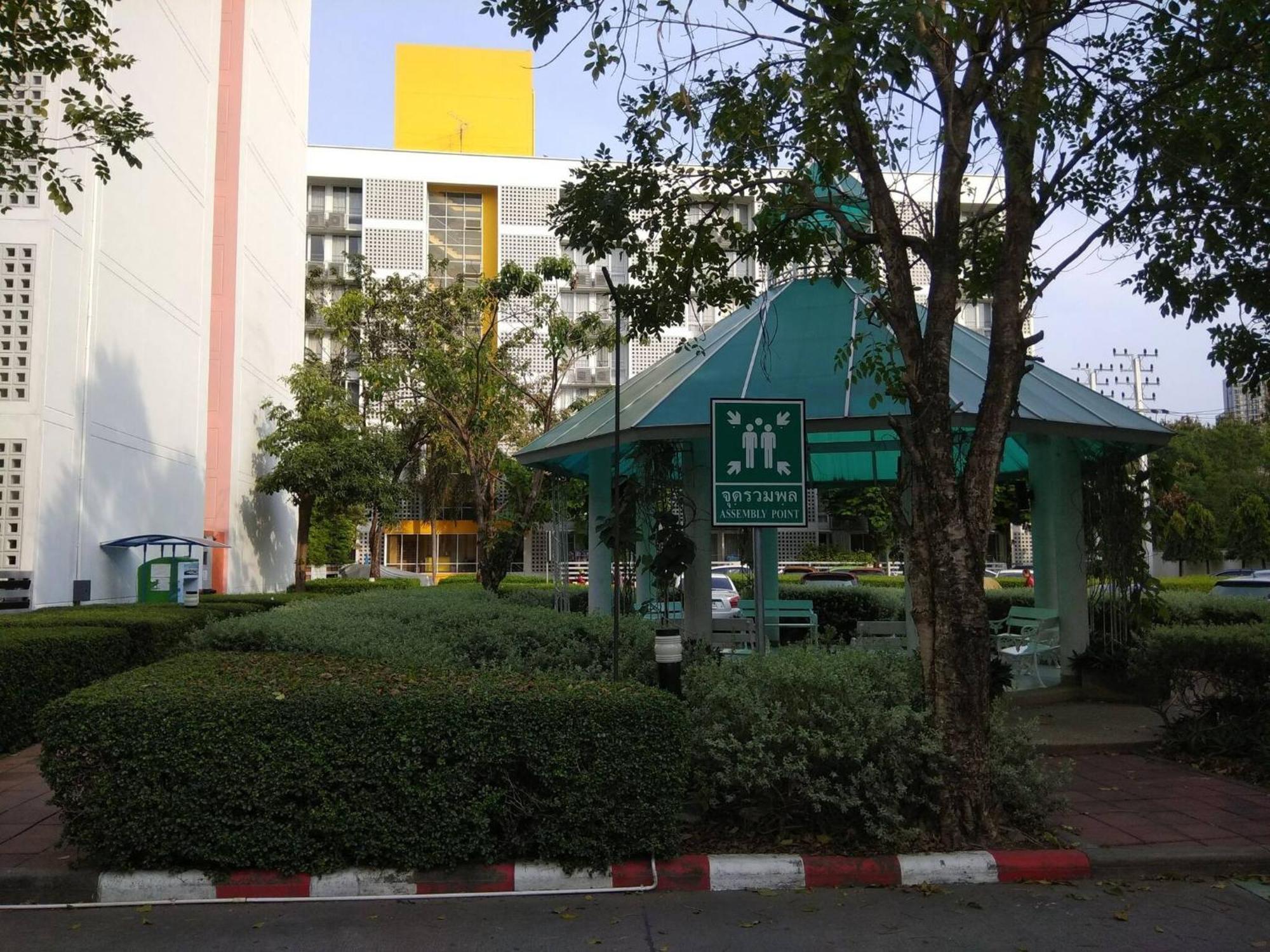 Savi Super Deluxe 2 Nr Bkk Hospital *