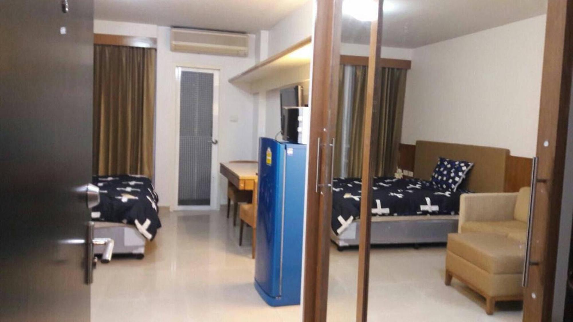 Savi Premium 1 Near Bkk Piyavet Hospital Holiday home Bangkok