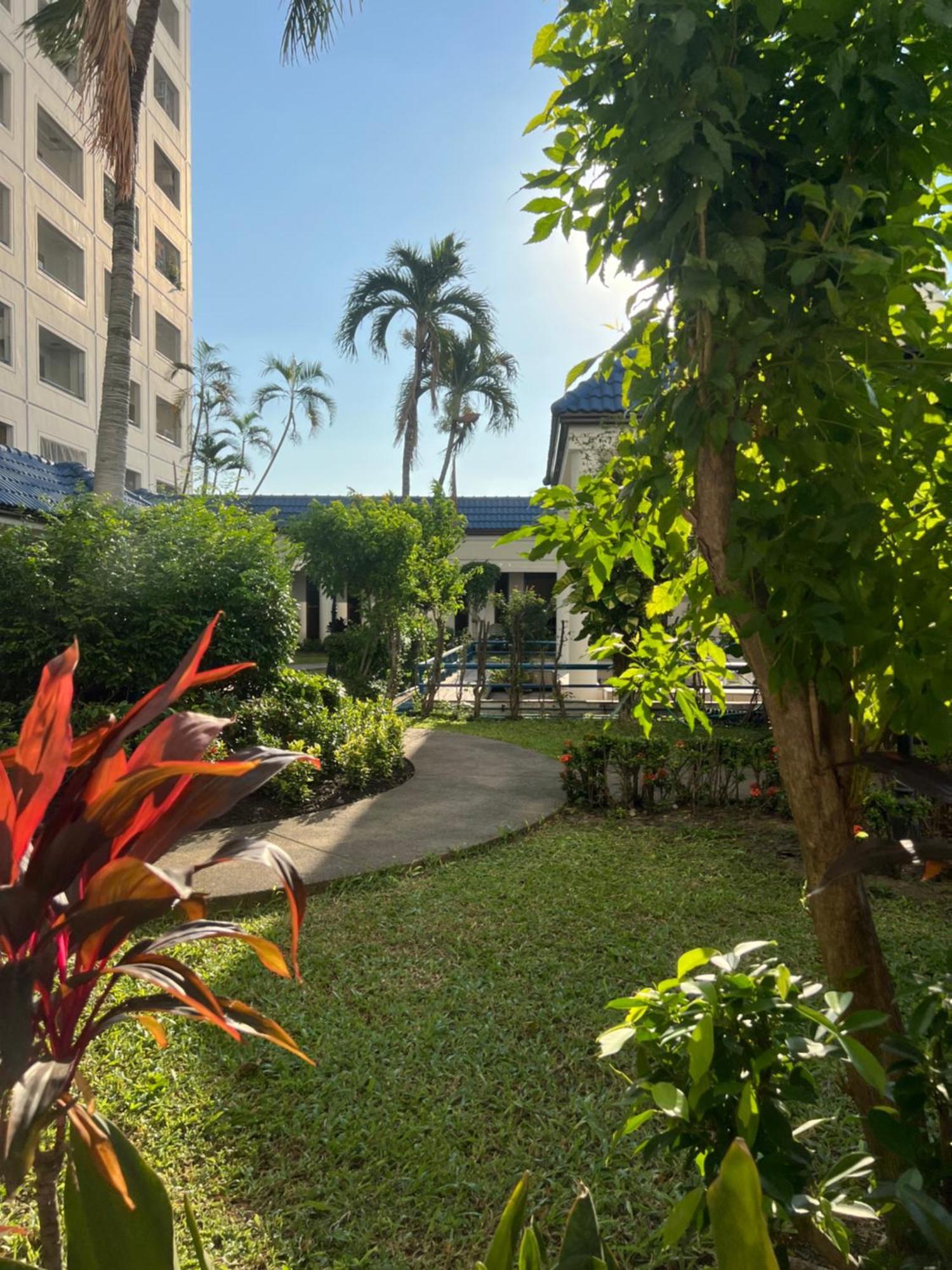 Regent Srinakarin18 Apartment Bangkok