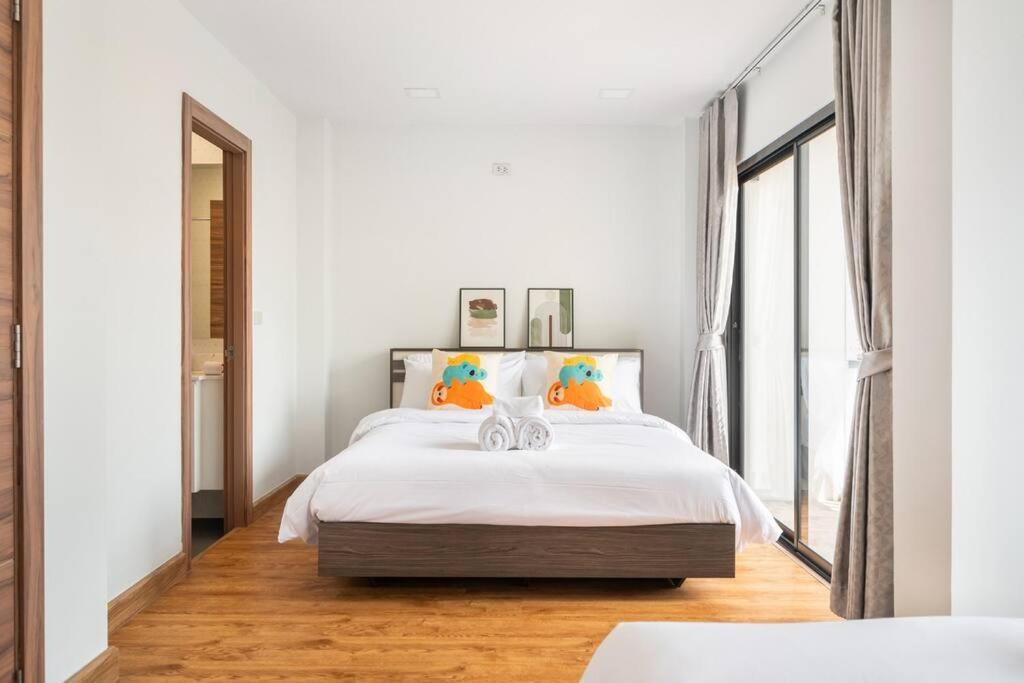 Miq Ekkamai3_pool Villa_3br House Villa Bangkok
