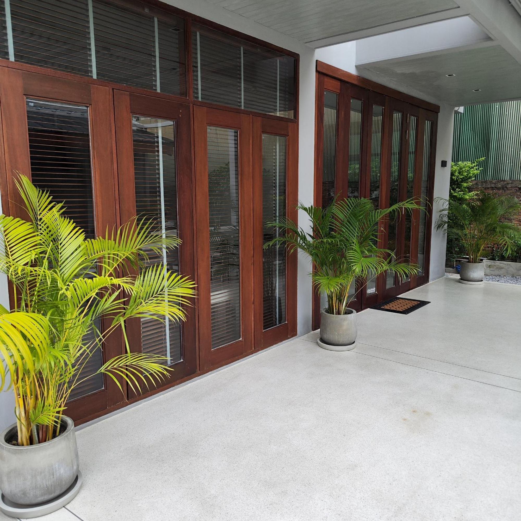 At Number60 Khaosan Guest house