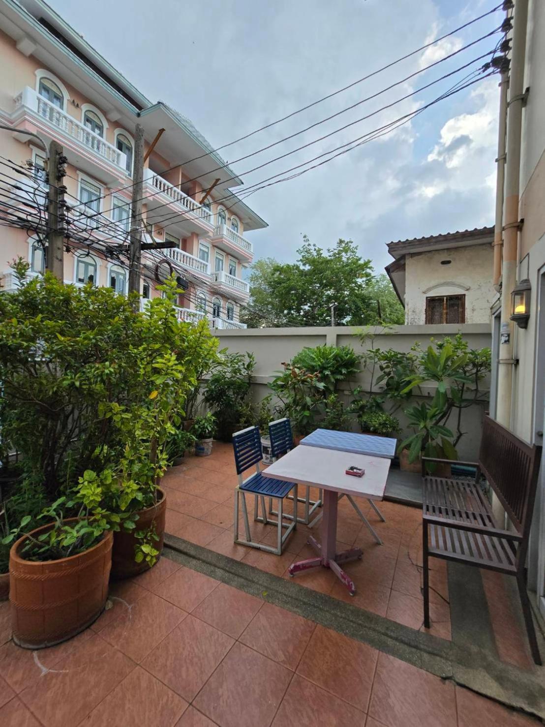 Bella Bella Riverview Bangkok