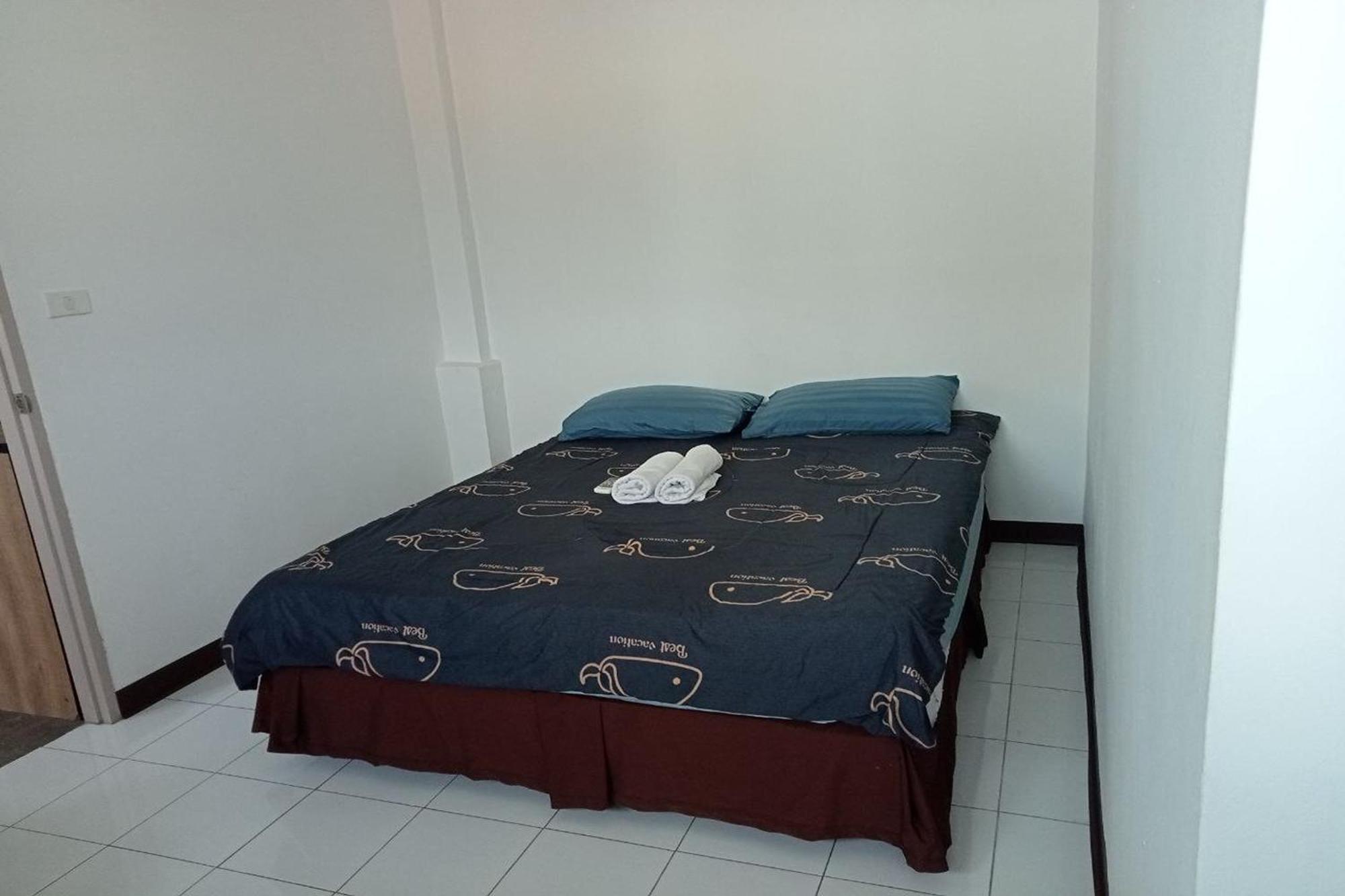 Sleep Dee Hostel
