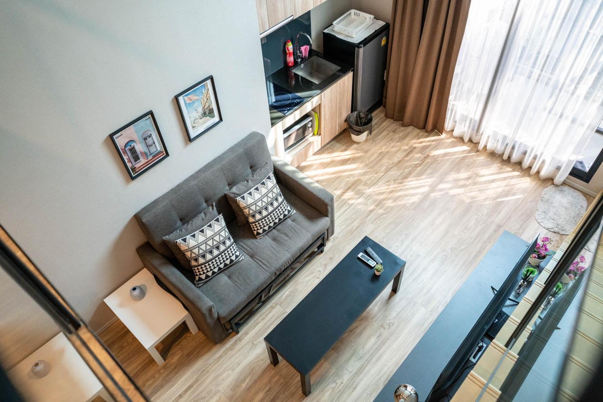 Apartment 沙吞blossom Sathon精品公寓