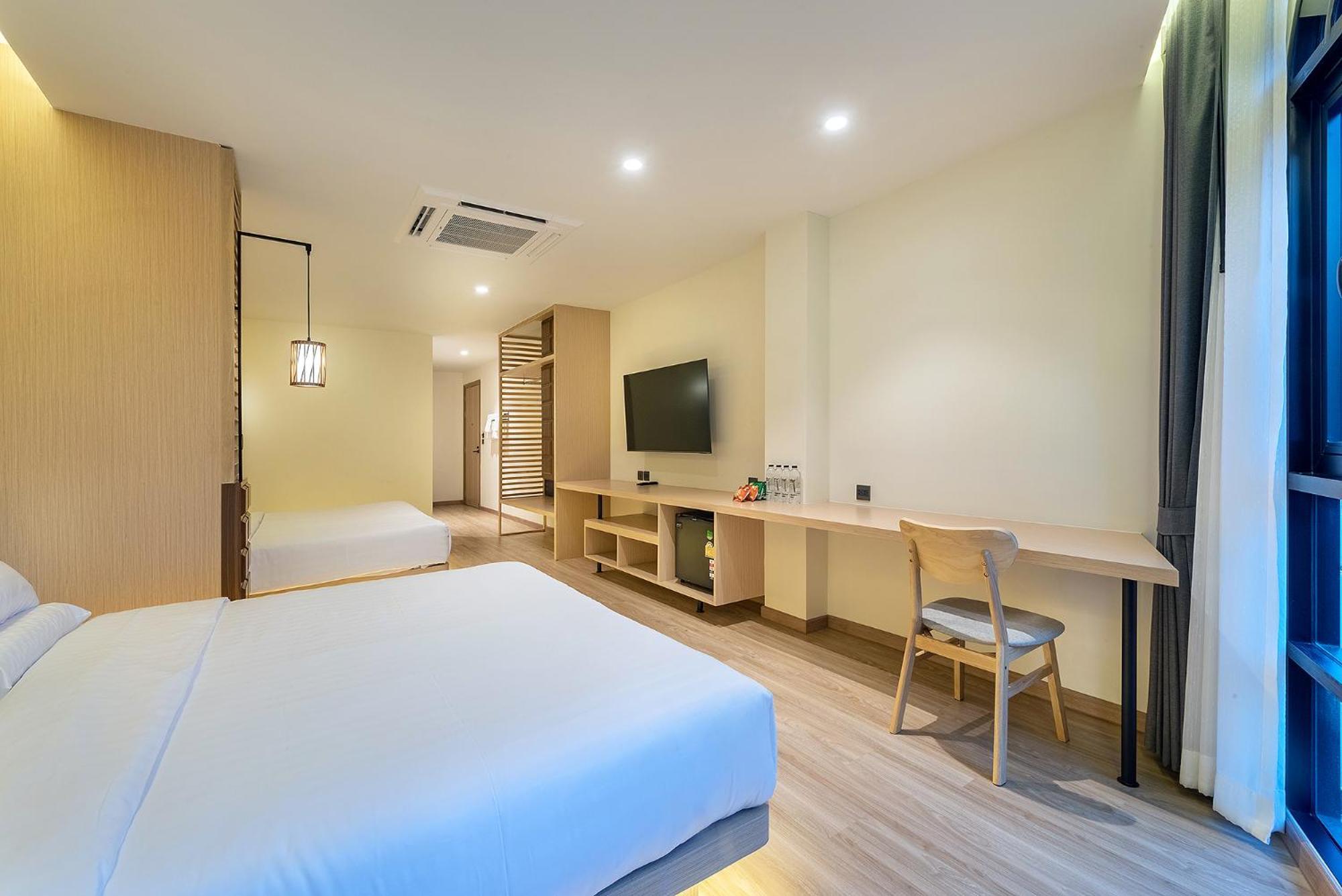 Phra Nakhon Poshtel Hostel