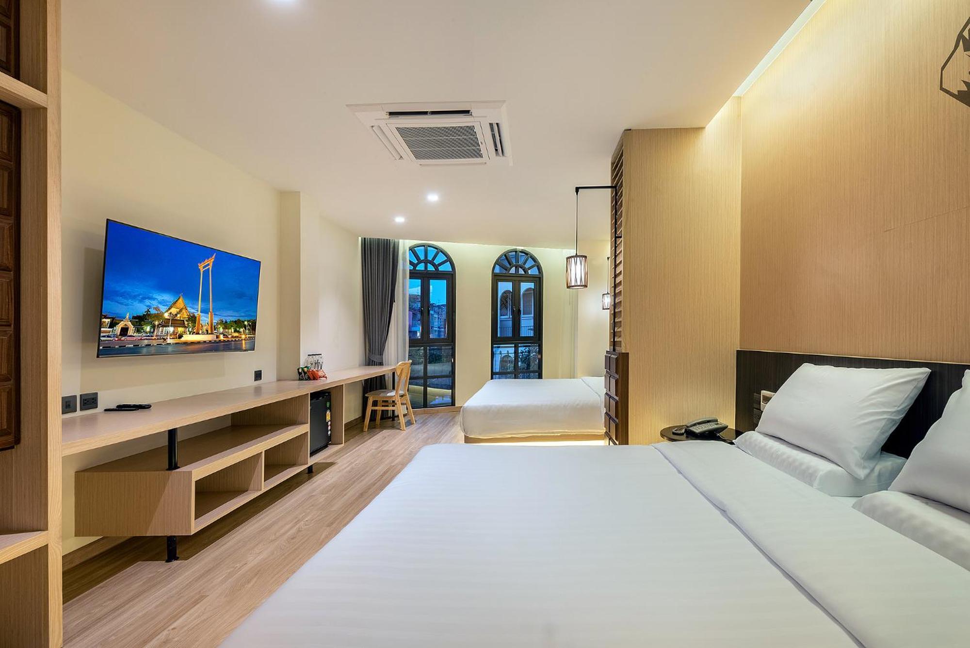 Hostel Phra Nakhon Poshtel