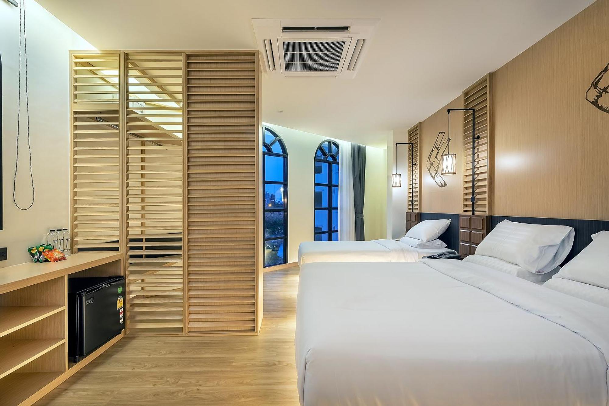 Hostel Phra Nakhon Poshtel