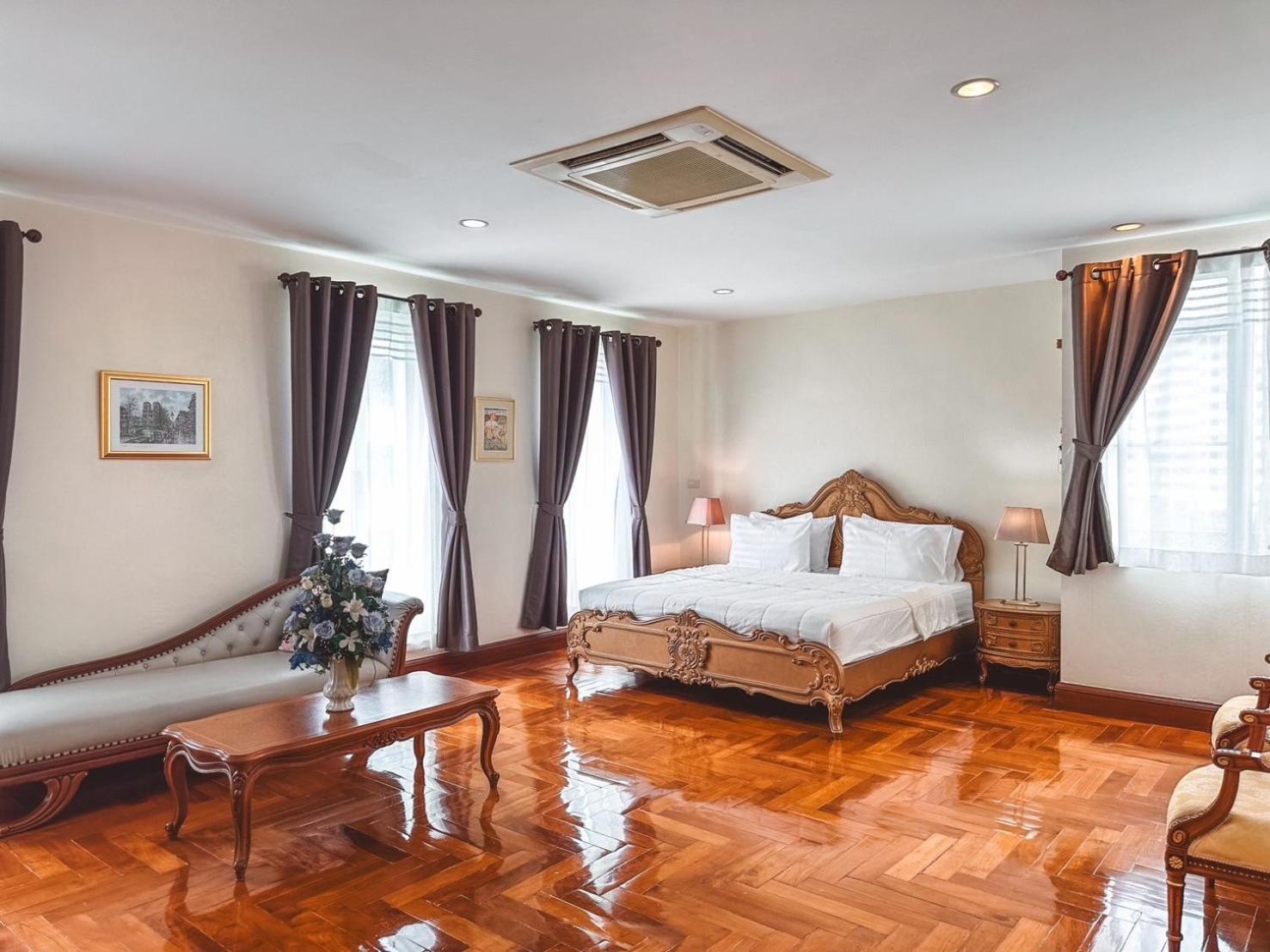 Chez Moi Private Executive Sukhumvit 26 Apartment Bangkok