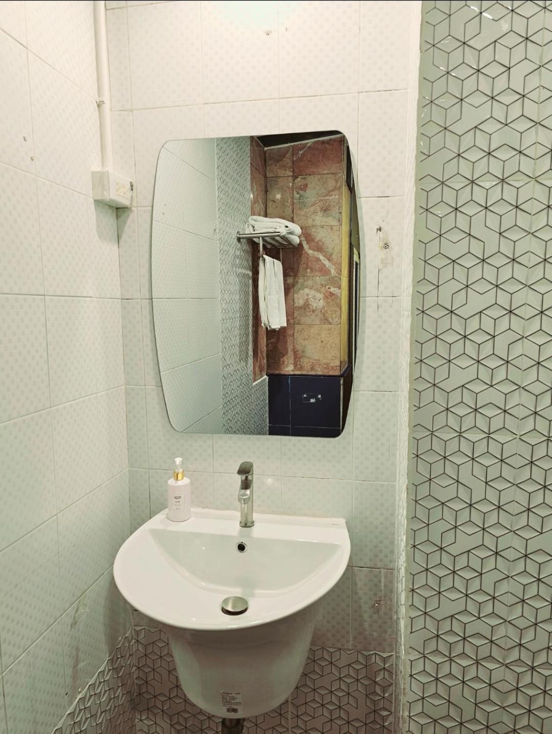 Hostel Ddm House