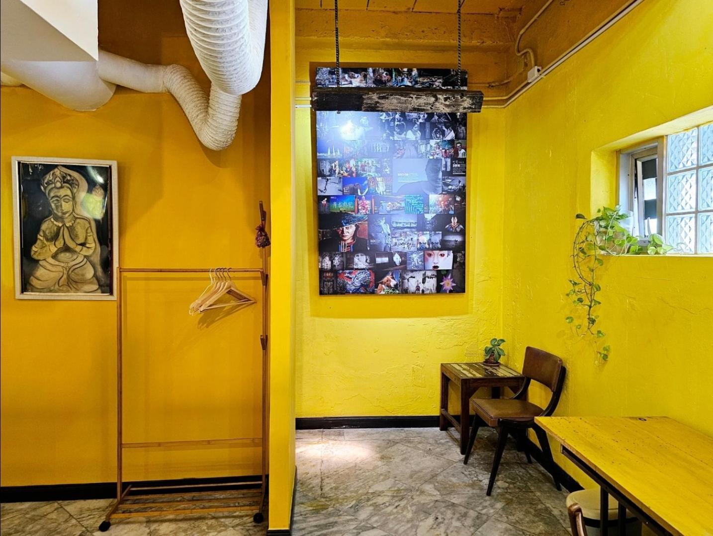 Hostel Ddm House *