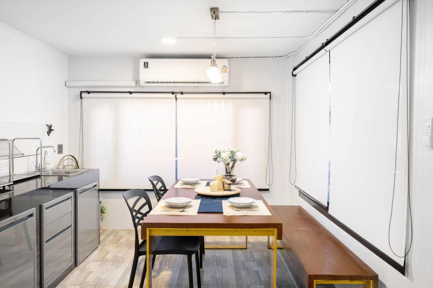 Cozy House Chatuchak Market, 12pp Apartment Bangkok