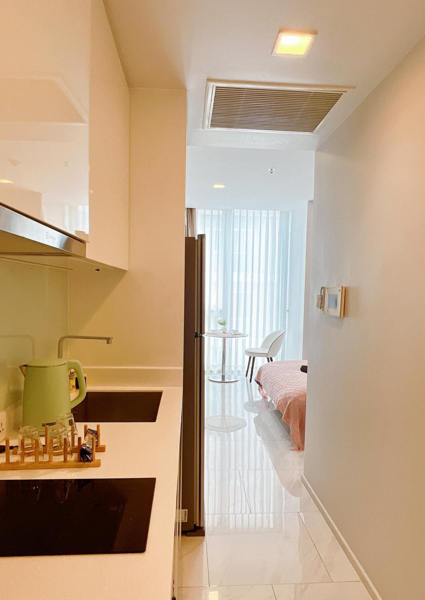 Hyde Sukhumvit 11 Nana & Five House *