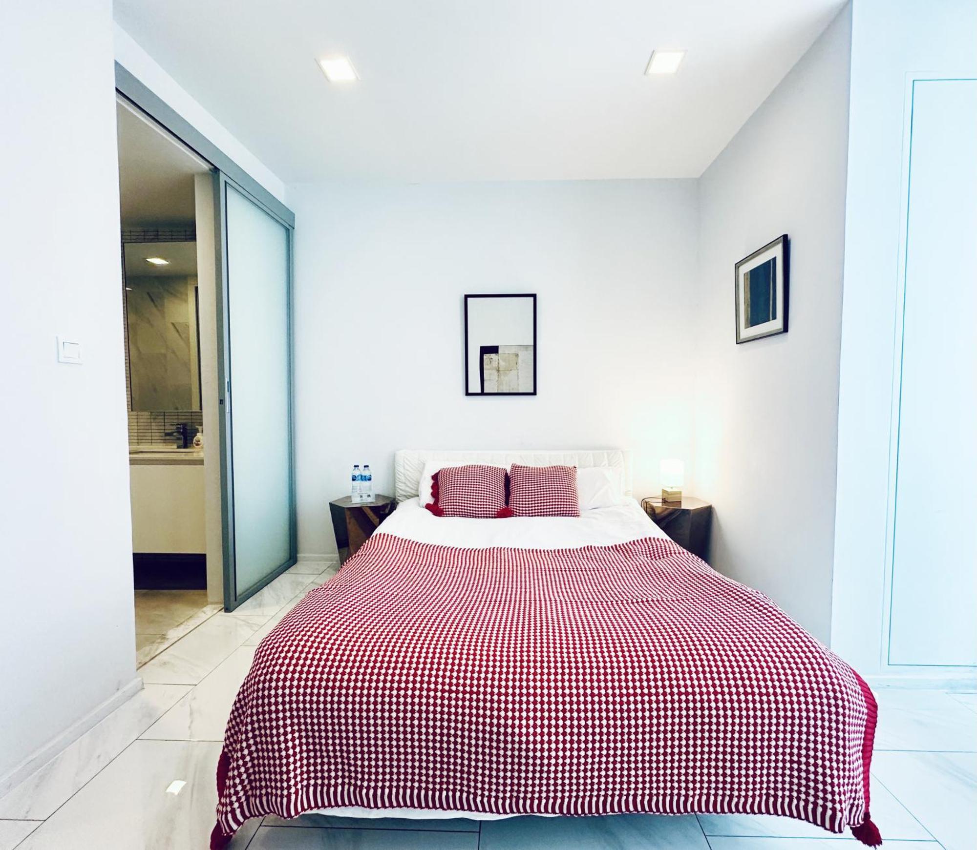 Hyde Sukhumvit 11 Nana & Five House Apartment Bangkok