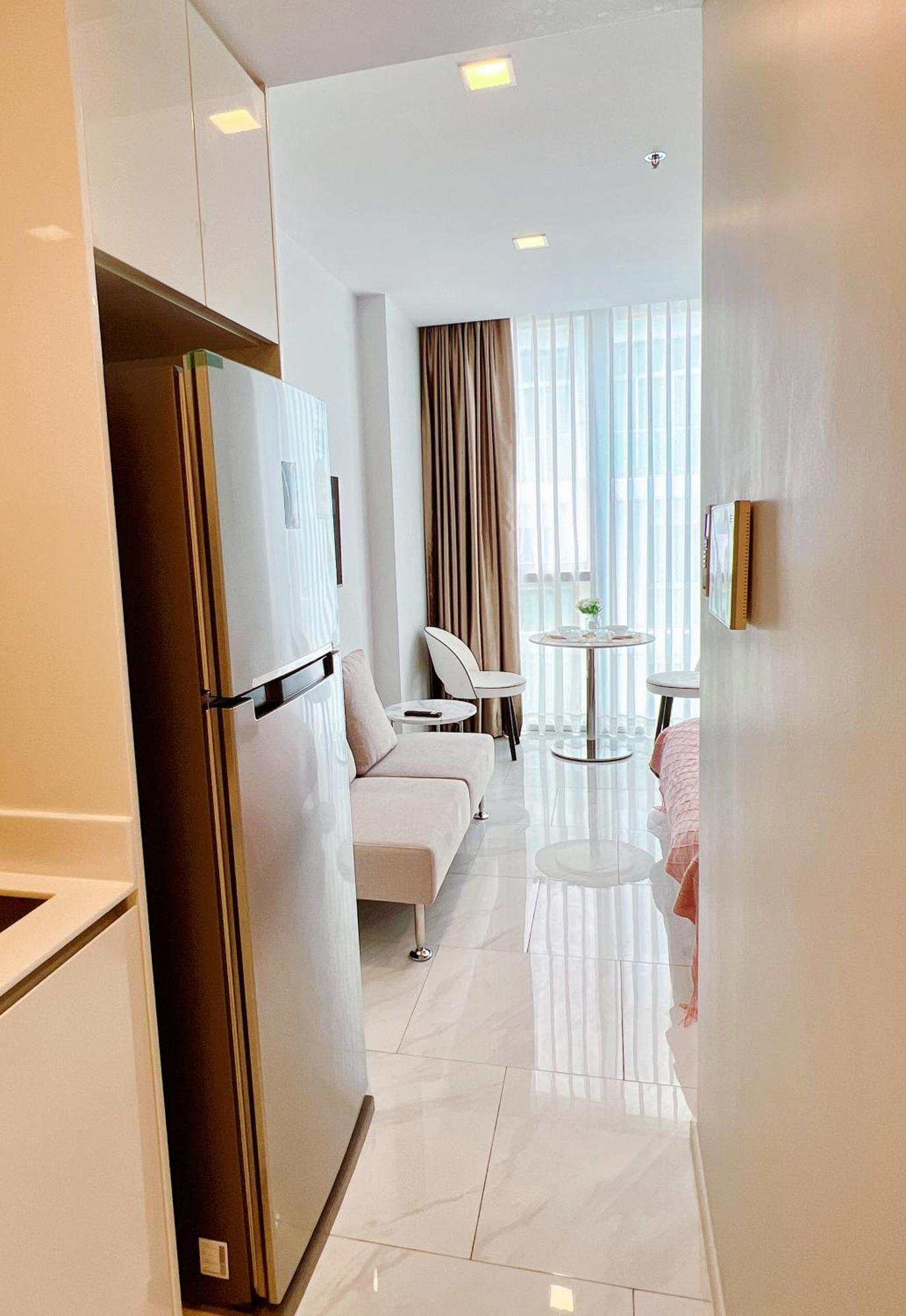 Hyde Sukhumvit 11 Nana & Five House Bangkok