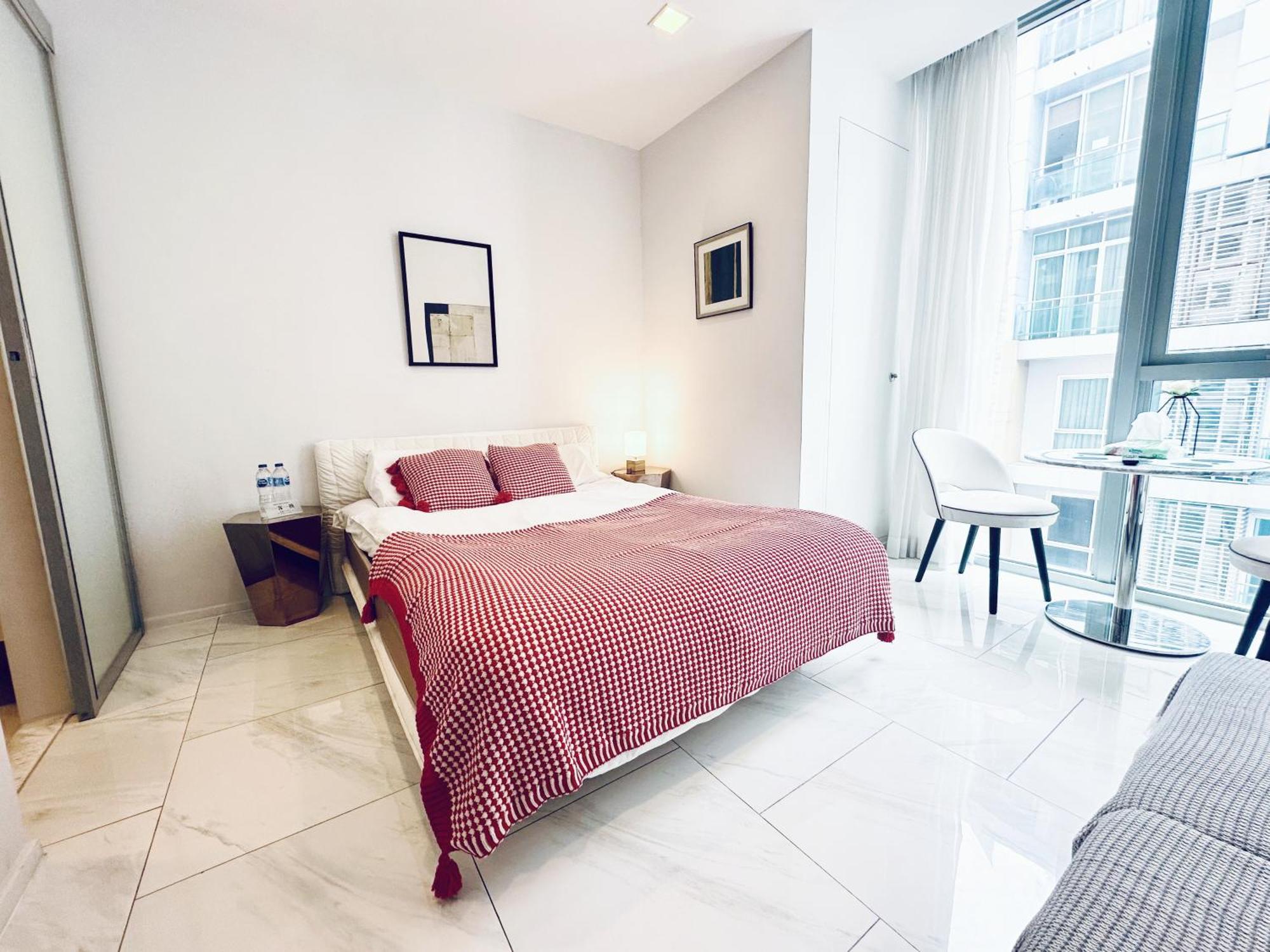 Hyde Sukhumvit 11 Nana & Five House Apartment *