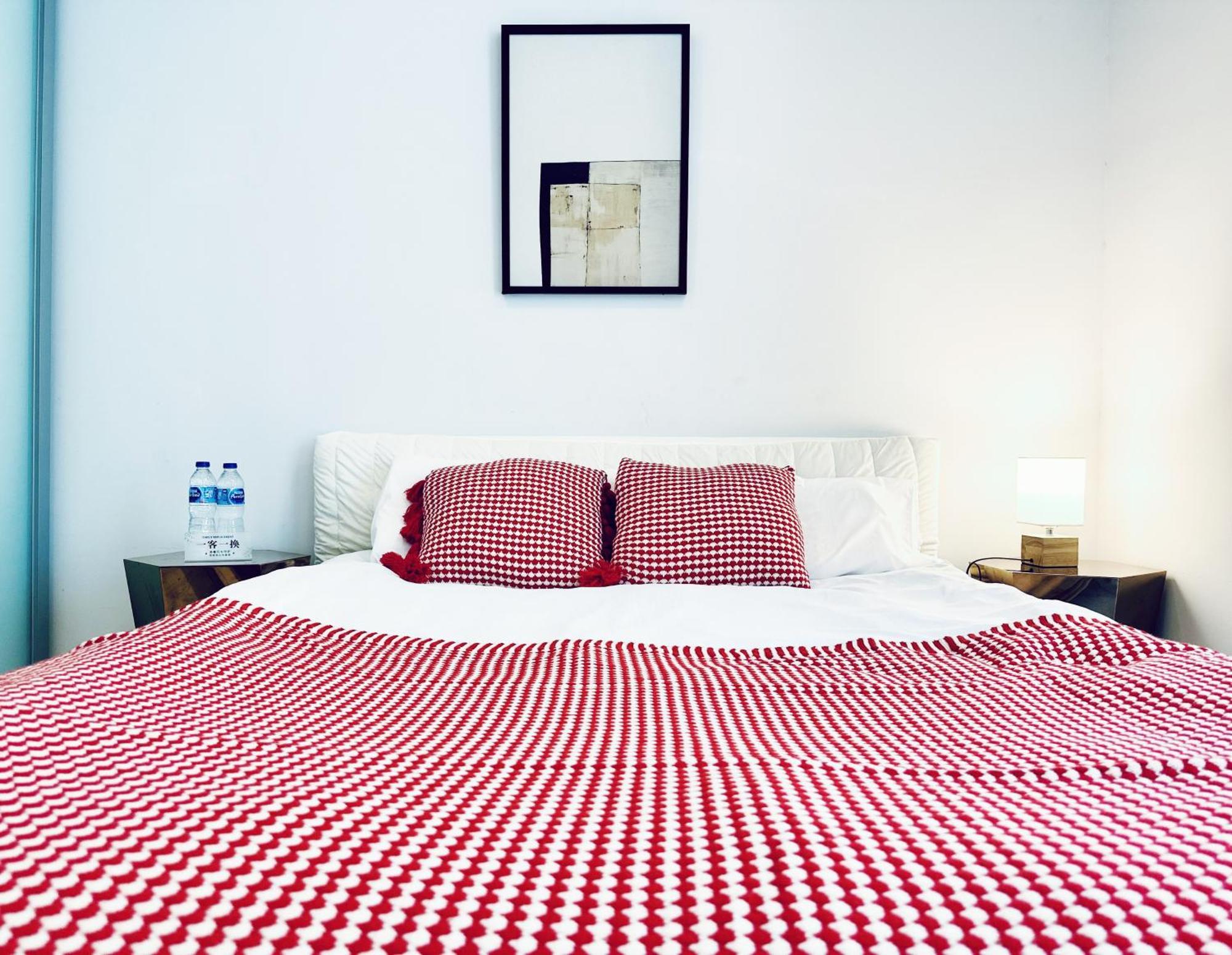 Hyde Sukhumvit 11 Nana & Five House Apartment Bangkok