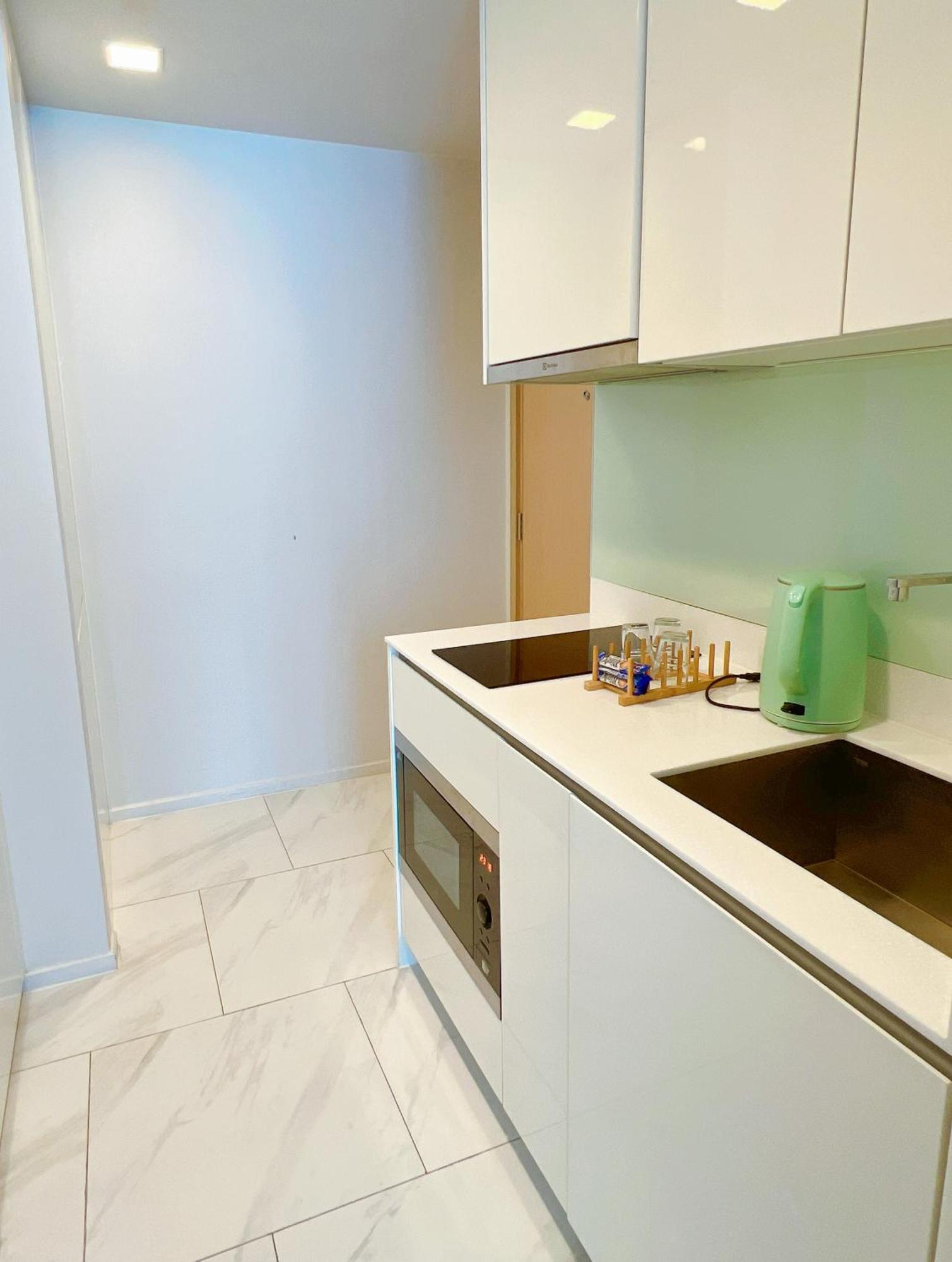 Hyde Sukhumvit 11 Nana & Five House Bangkok