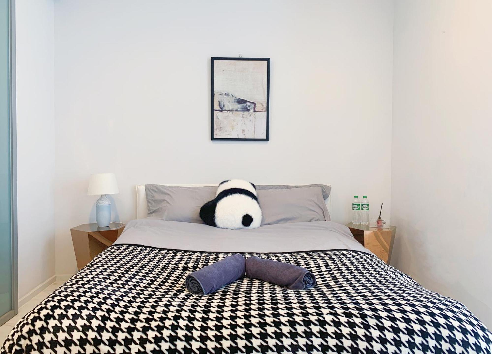 Apartment Hyde Sukhumvit 11 Nana & Five House