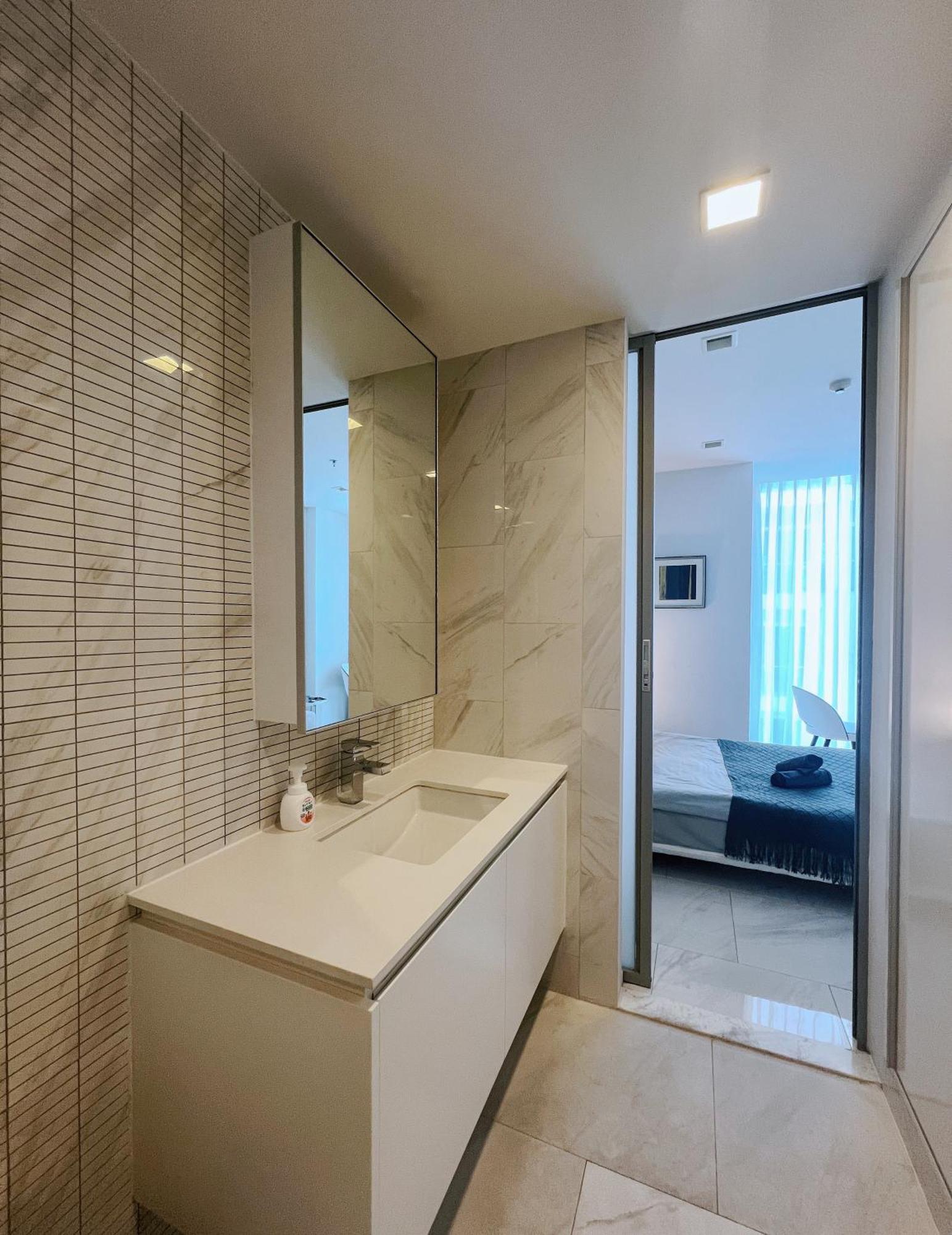 Apartment Hyde Sukhumvit 11 Nana & Five House