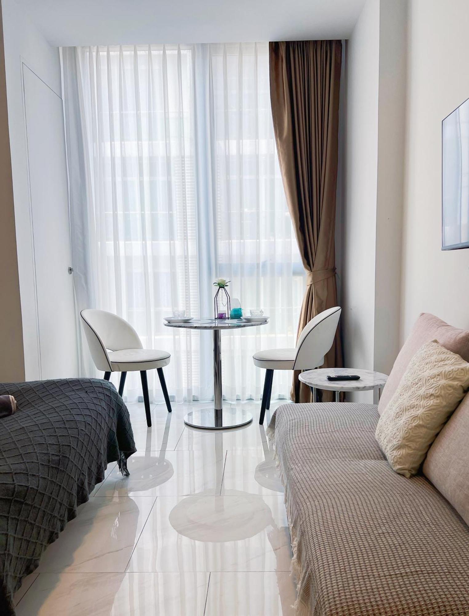 Hyde Sukhumvit 11 Nana & Five House Apartment *