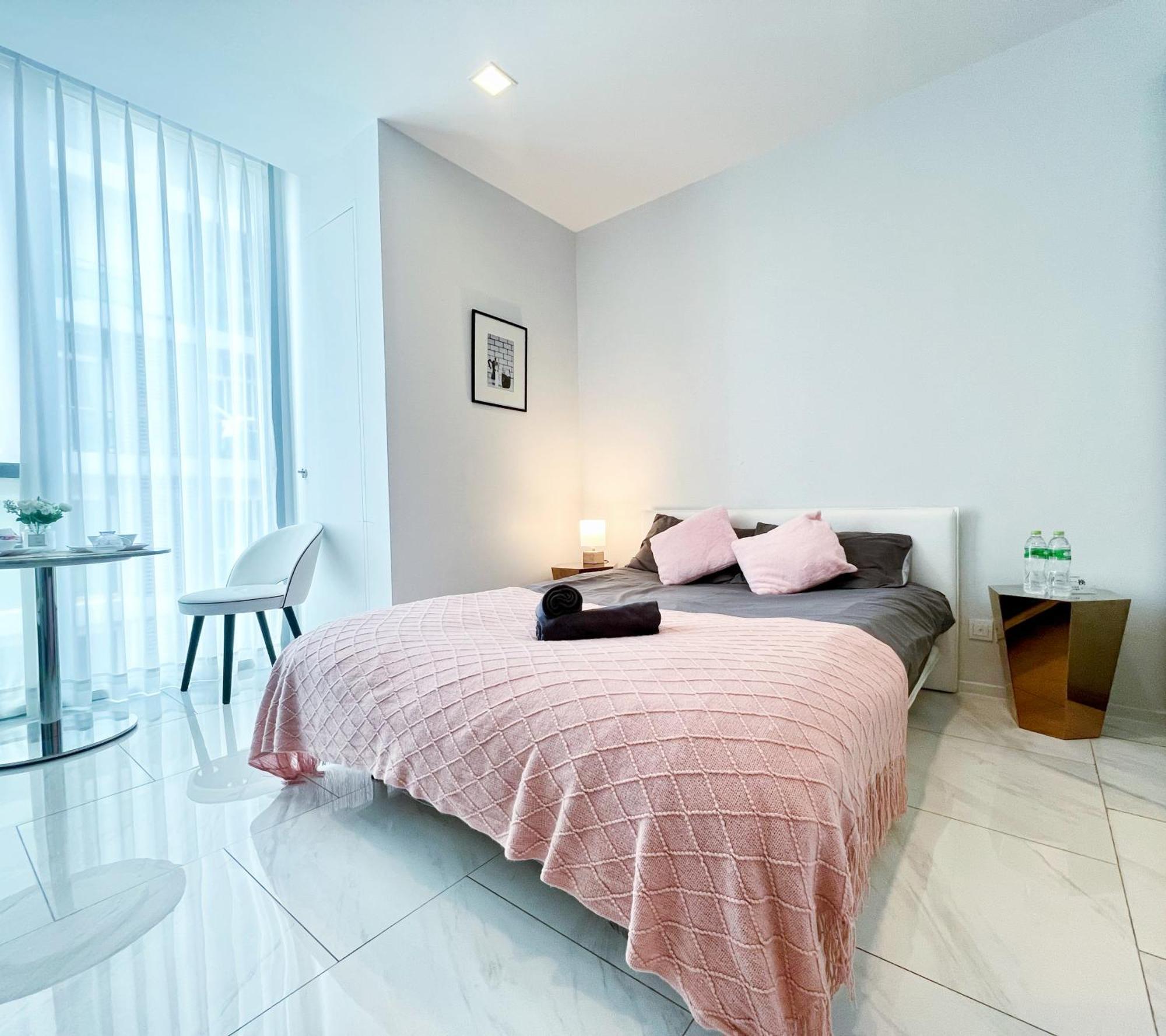 Hyde Sukhumvit 11 Nana & Five House