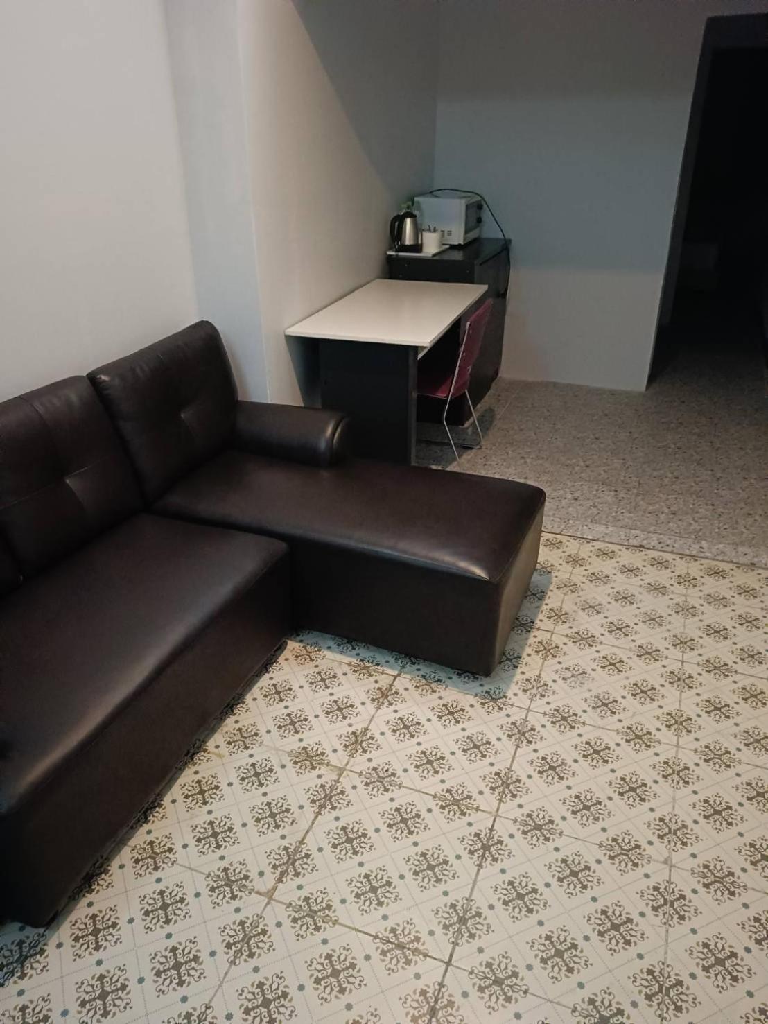 Cozy Asoke Hotel