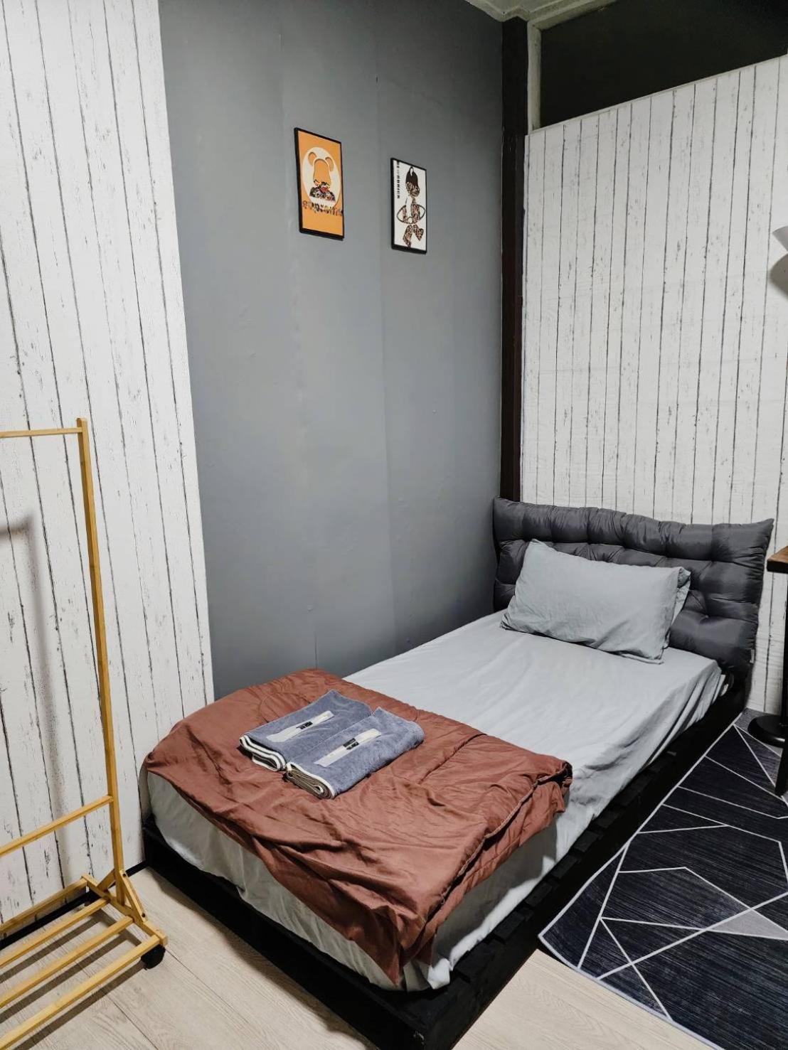 201-olan Place Homely Free Wi-fi And Near Bts Line *