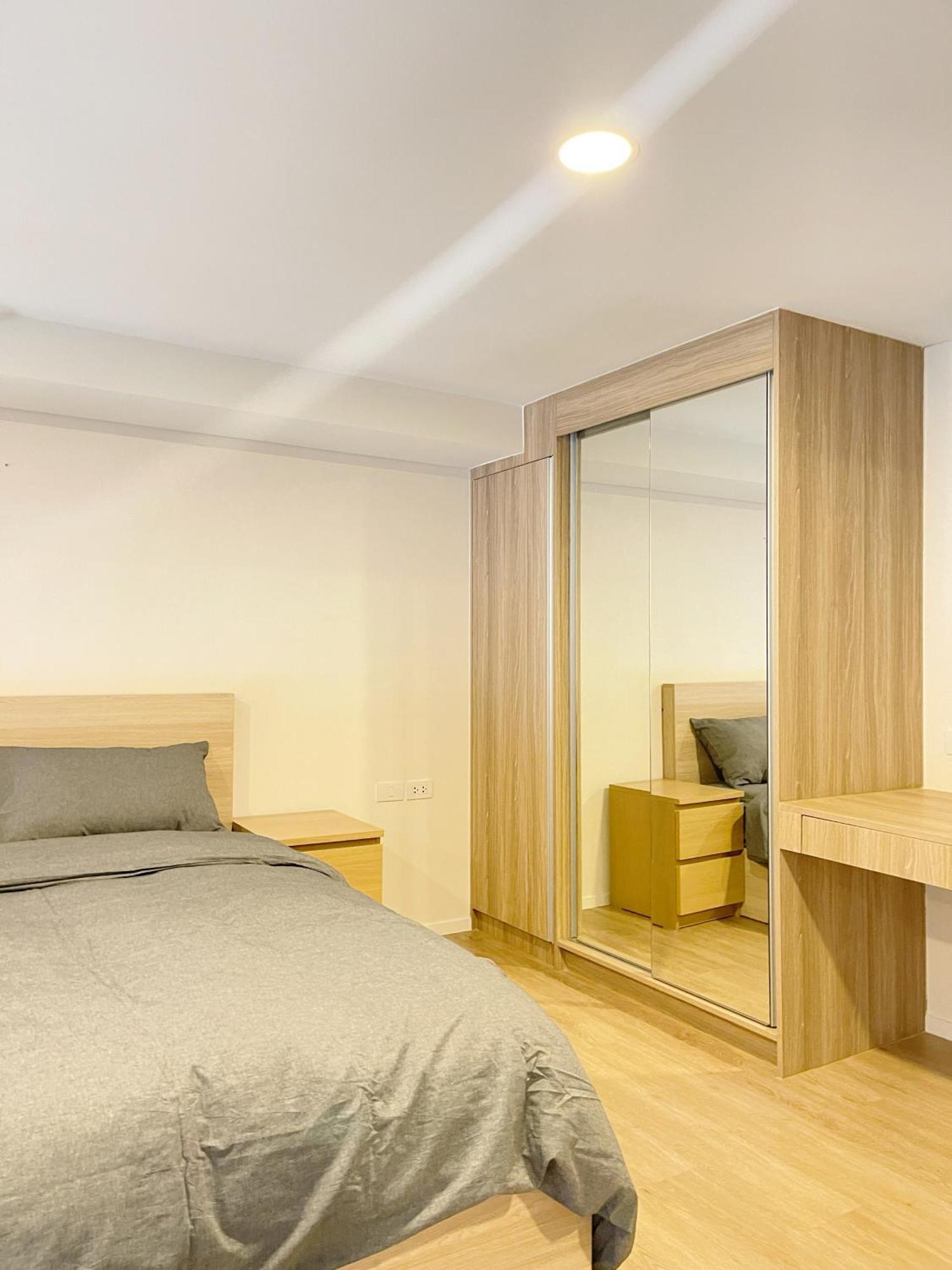 2514 Bts Onnut Siamese 87 Two Bedroom *