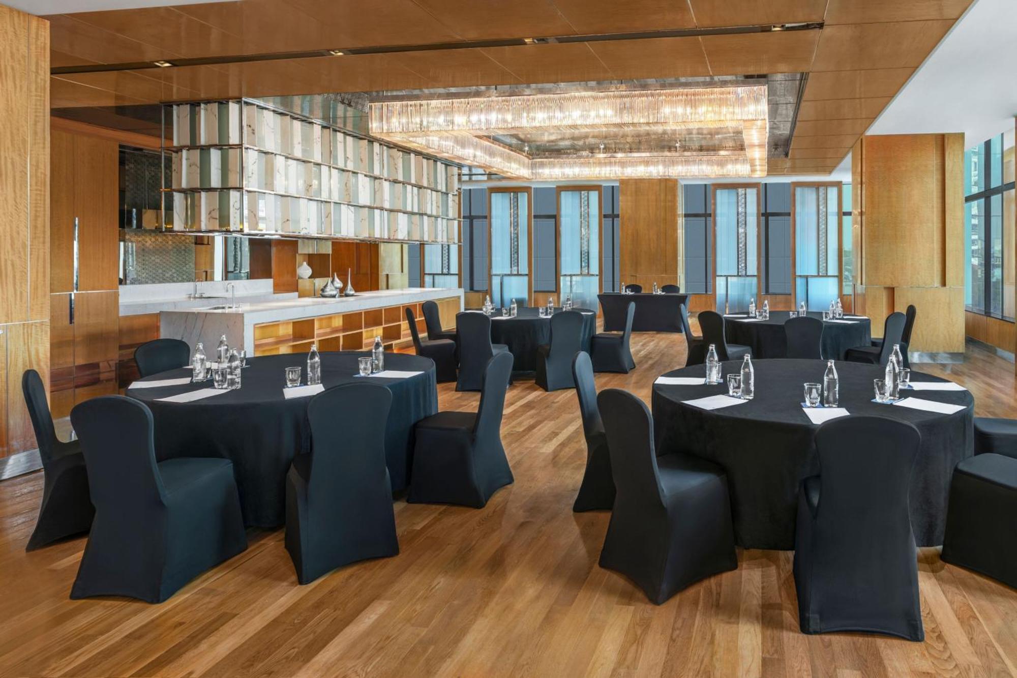 Hotel Renaissance Ratchaprasong 5*