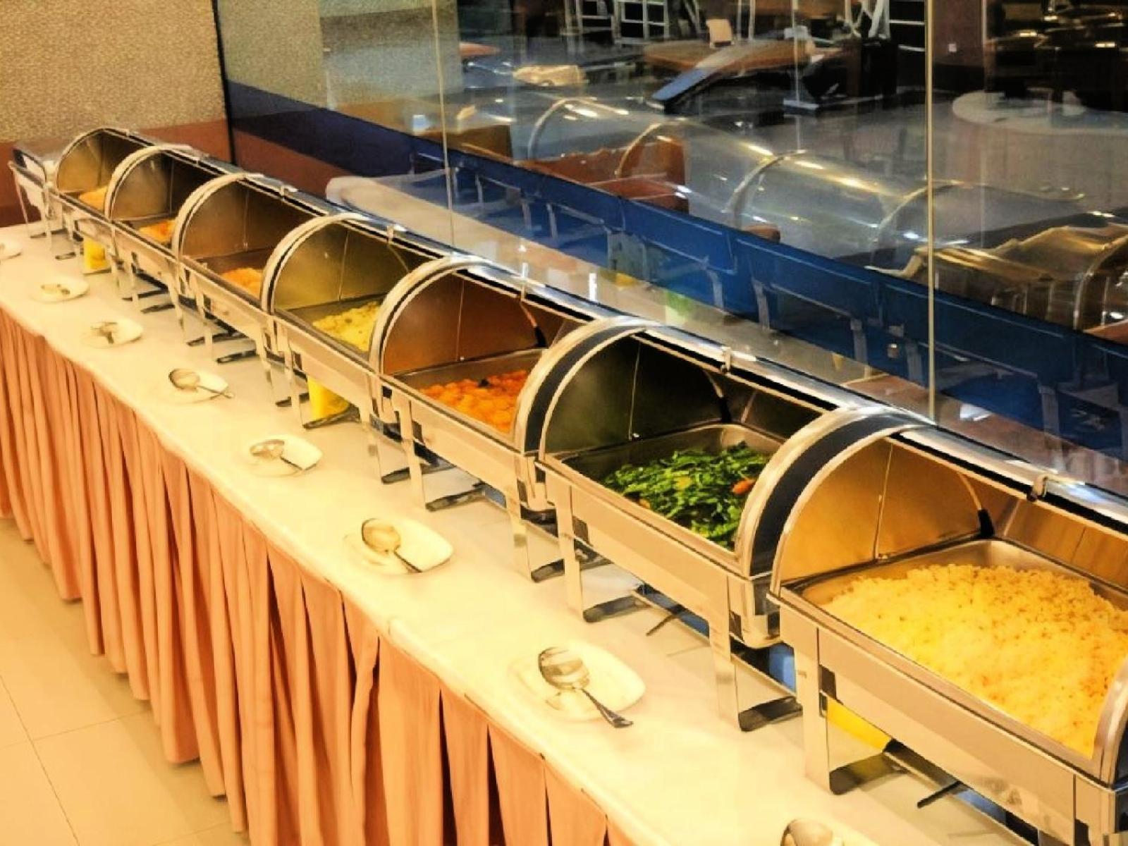 Summit Pavilion 4* Bangkok