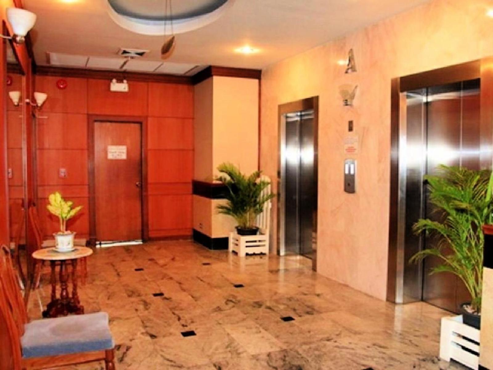 Hotel Summit Pavilion