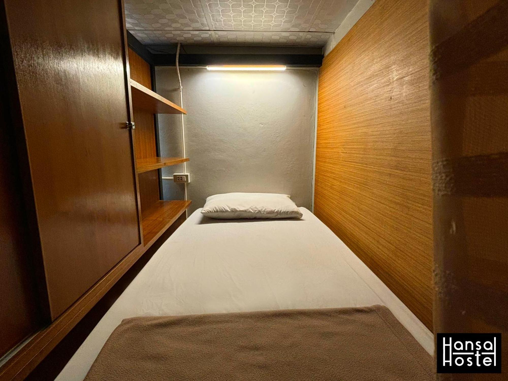 Hansa Khaosan Hostel