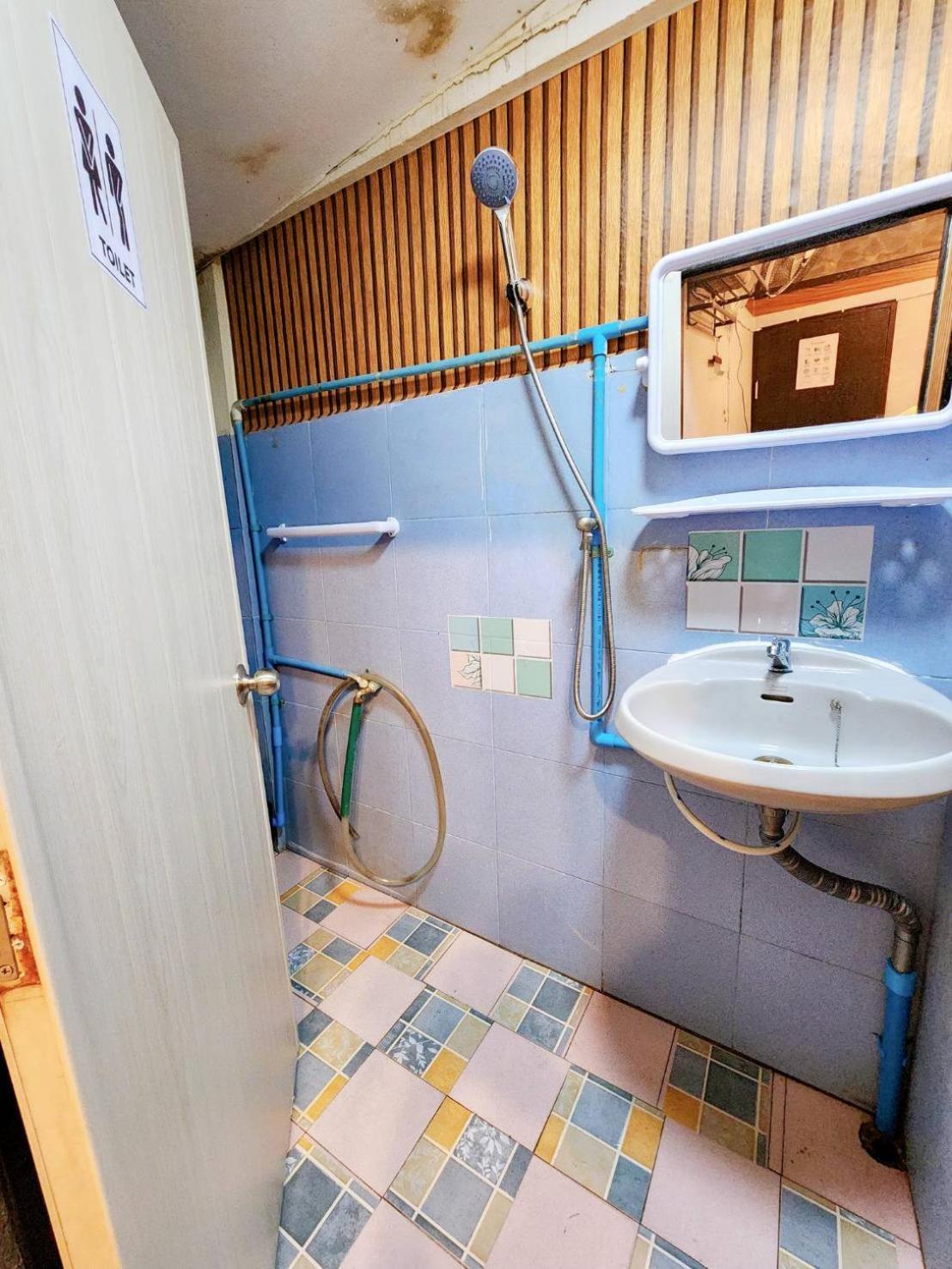 109 Homely Free Wi-fi Near Bts Homestay