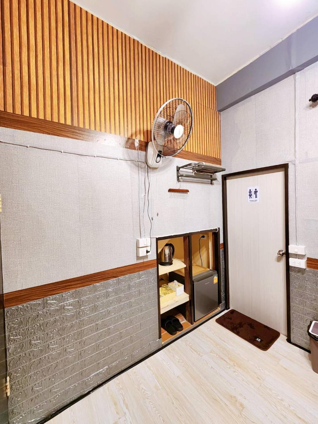 109 Homely Free Wi-fi Near Bts Homestay Bangkok