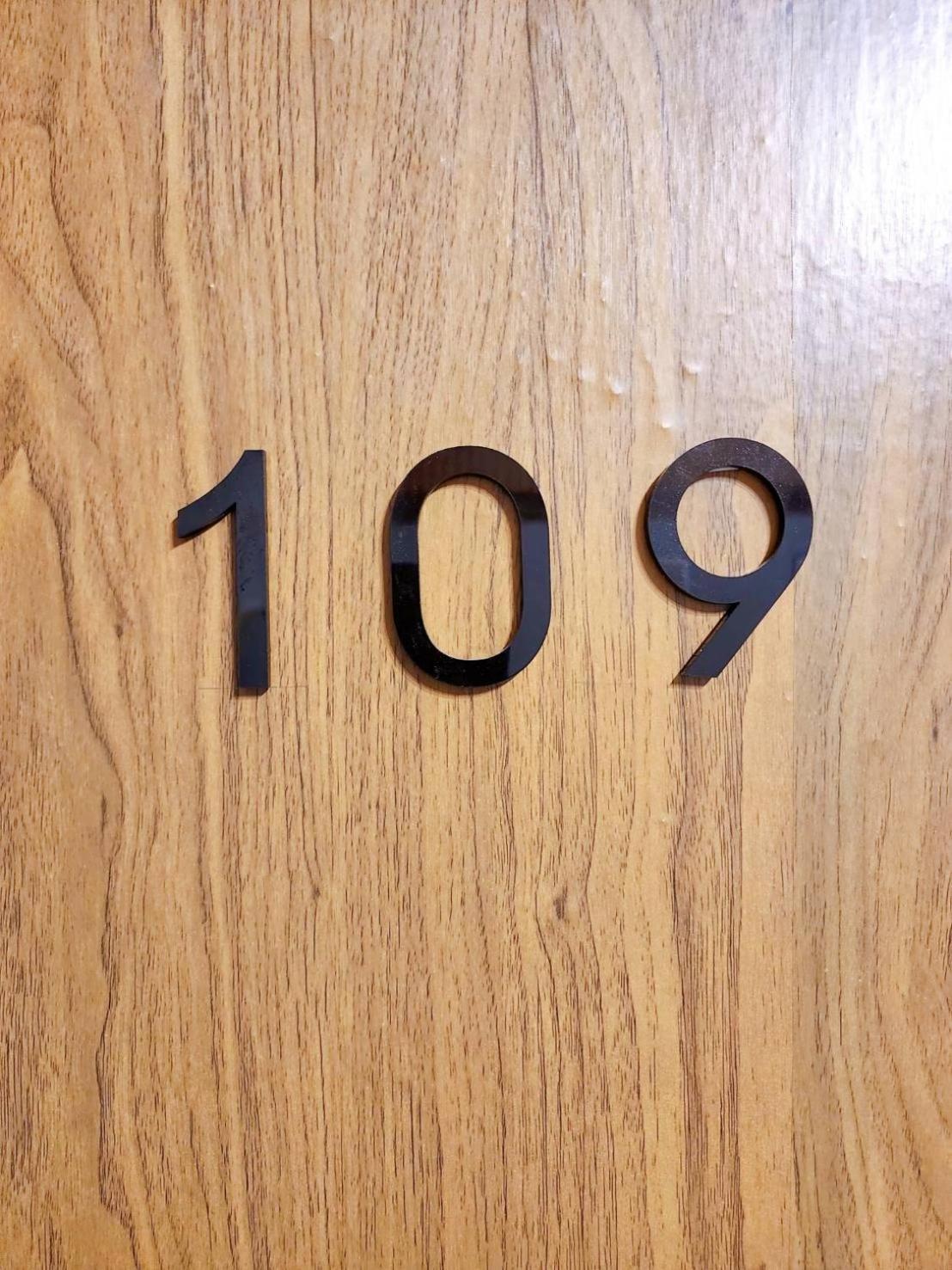 109 Homely Free Wi-fi Near Bts Homestay