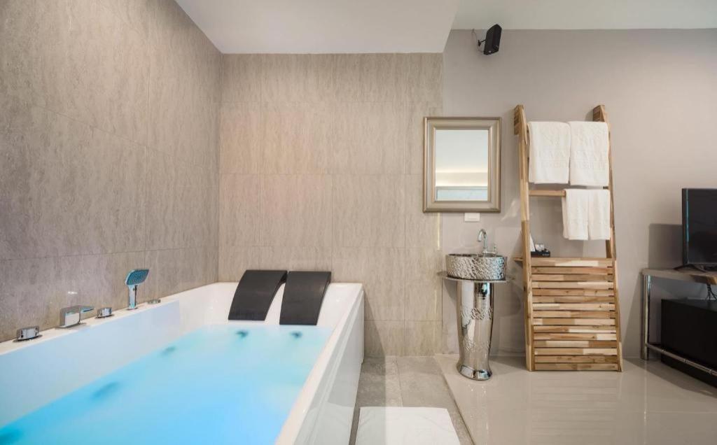 The Valen Resort 3*
