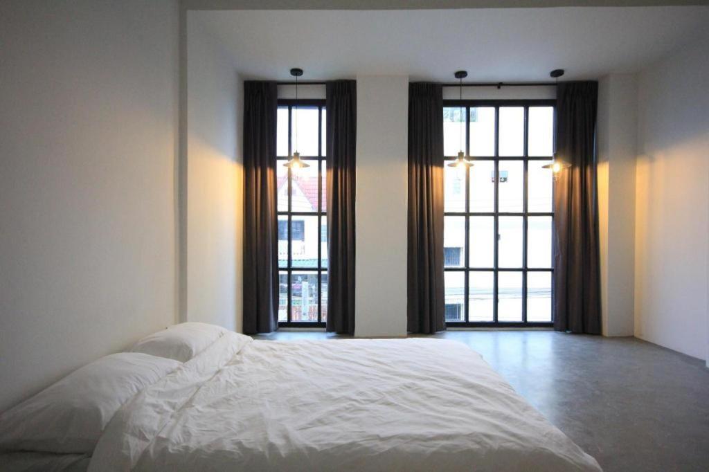 L22 Hostel Bangkok