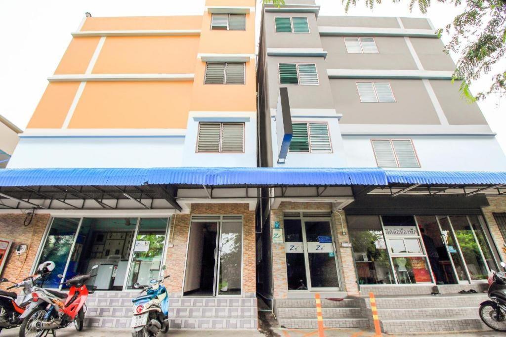 Ze Ram Intra Bangkok