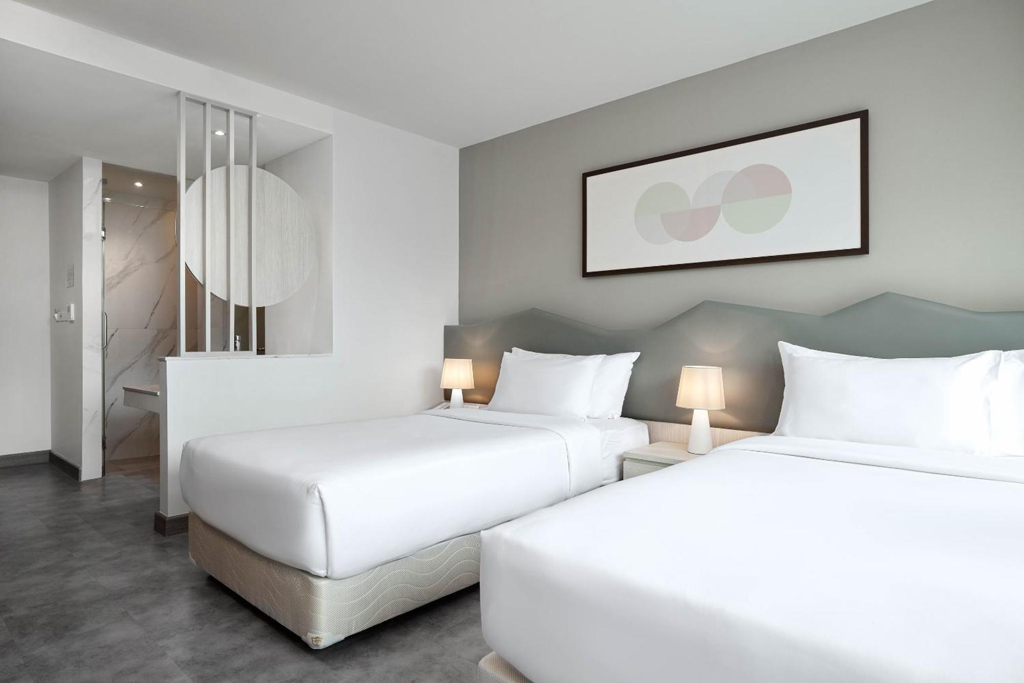 Hotel Livable 4*