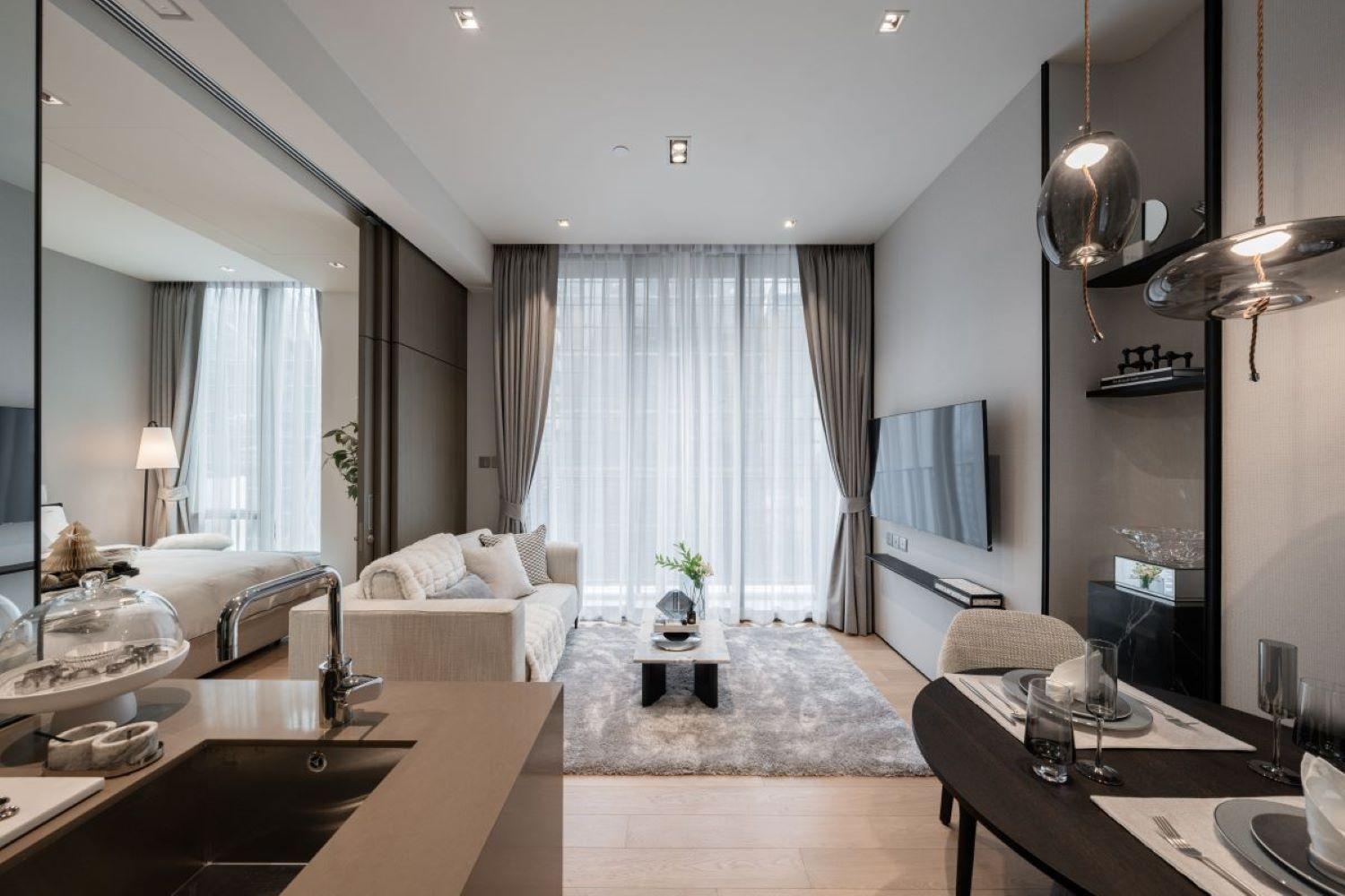 Ultra Luxury Large High Floor Nana Asok Bts Mrt Apartment *
