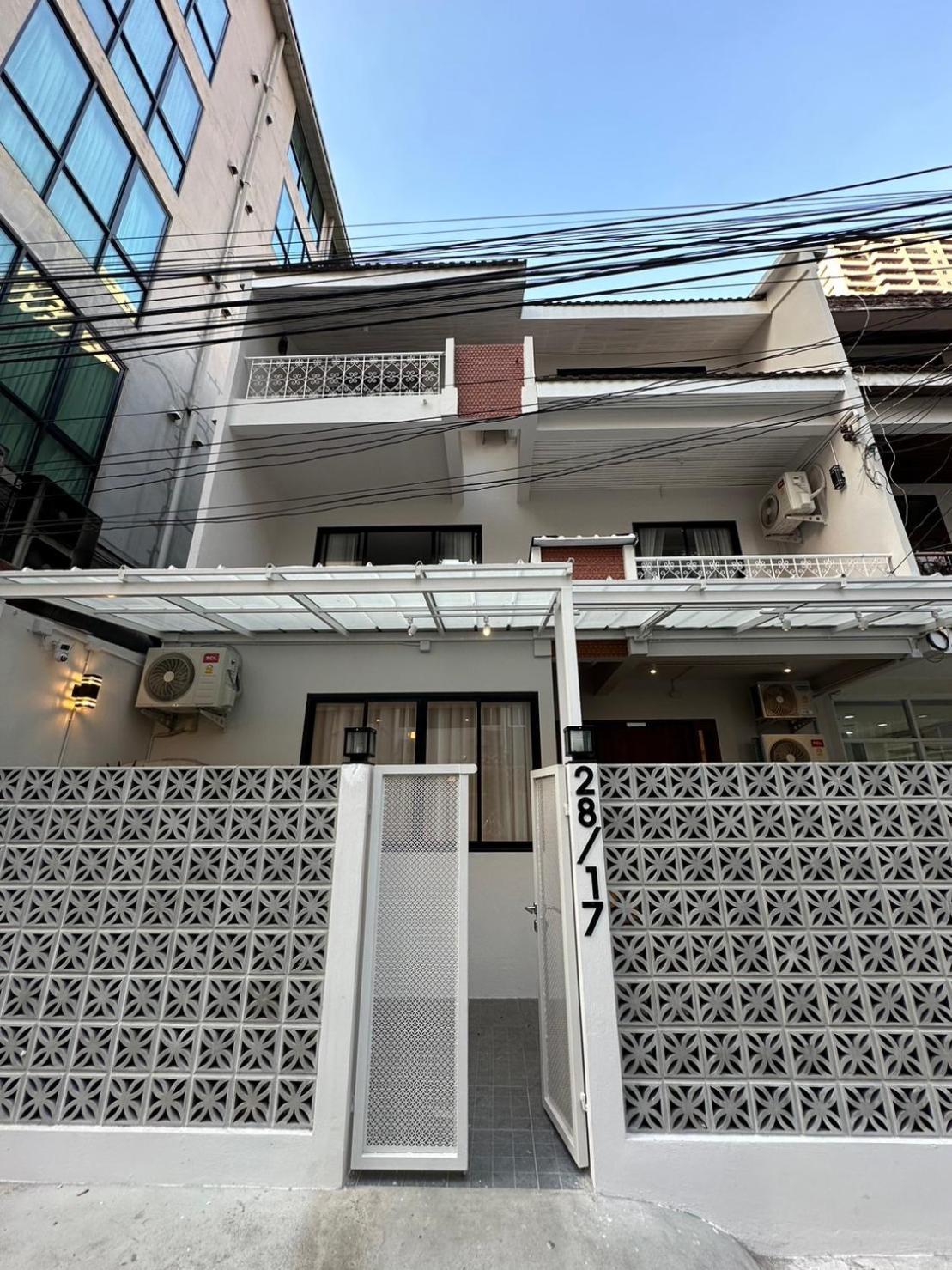 Bunya House Near Bts Asok, Terminal21 Private&cozy Ferienhaus Bangkok
