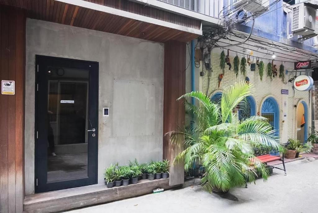 Apartment Z Go Bts St Louis Silom V โกอินน์ บีทีเอส เซนต์หลุยส์ สีลม 3 Bangkok