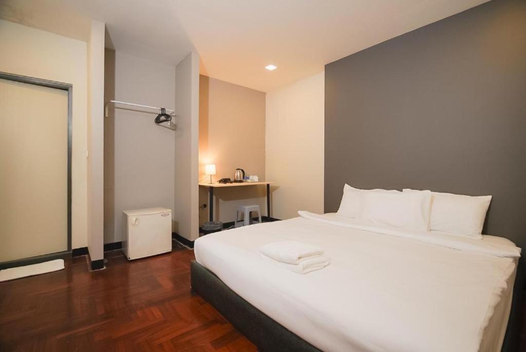 Z Go Bts St Louis Silom V โกอินน์ บีทีเอส เซนต์หลุยส์ สีลม 3 Apartment Bangkok