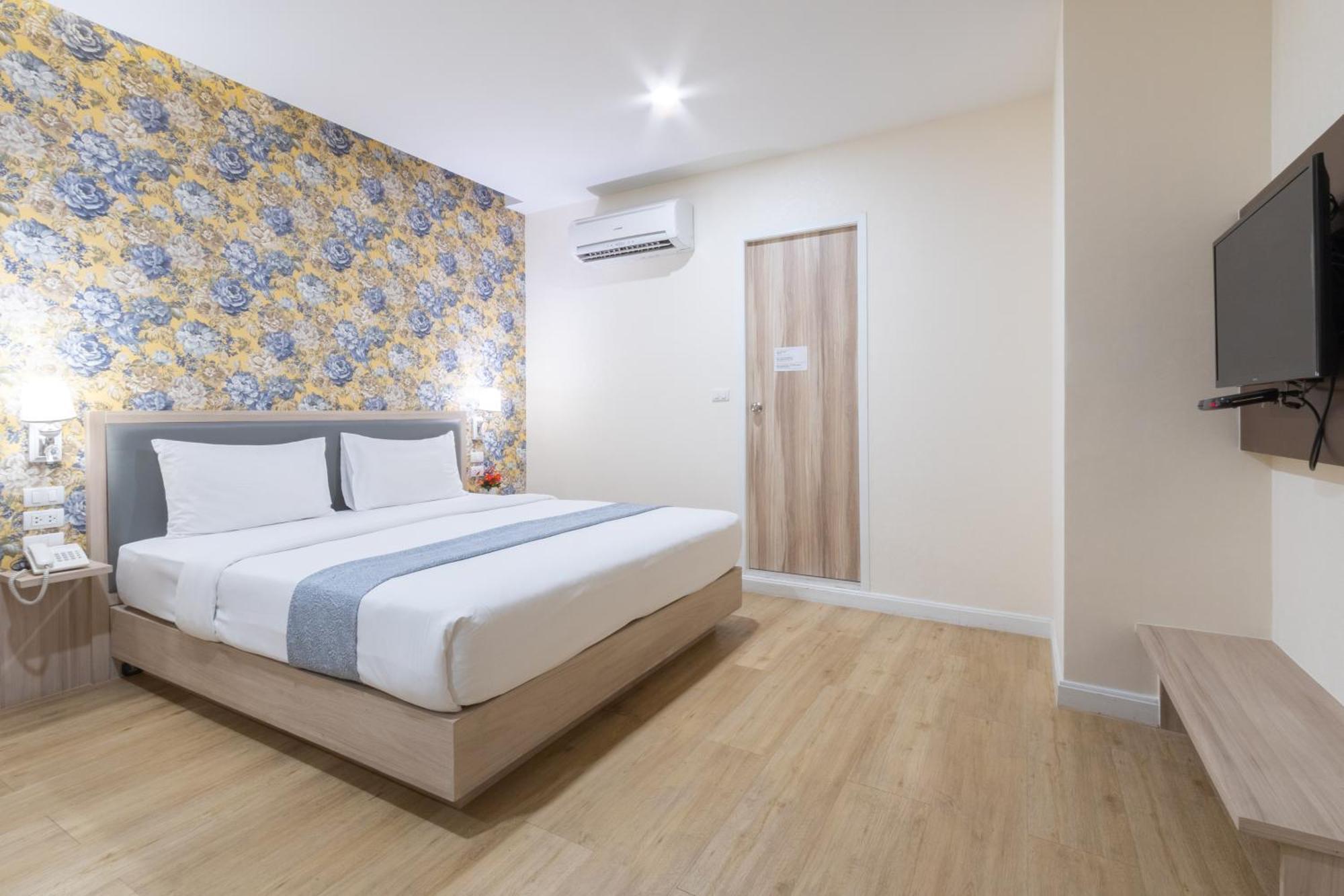 Leela Orchid Hotel